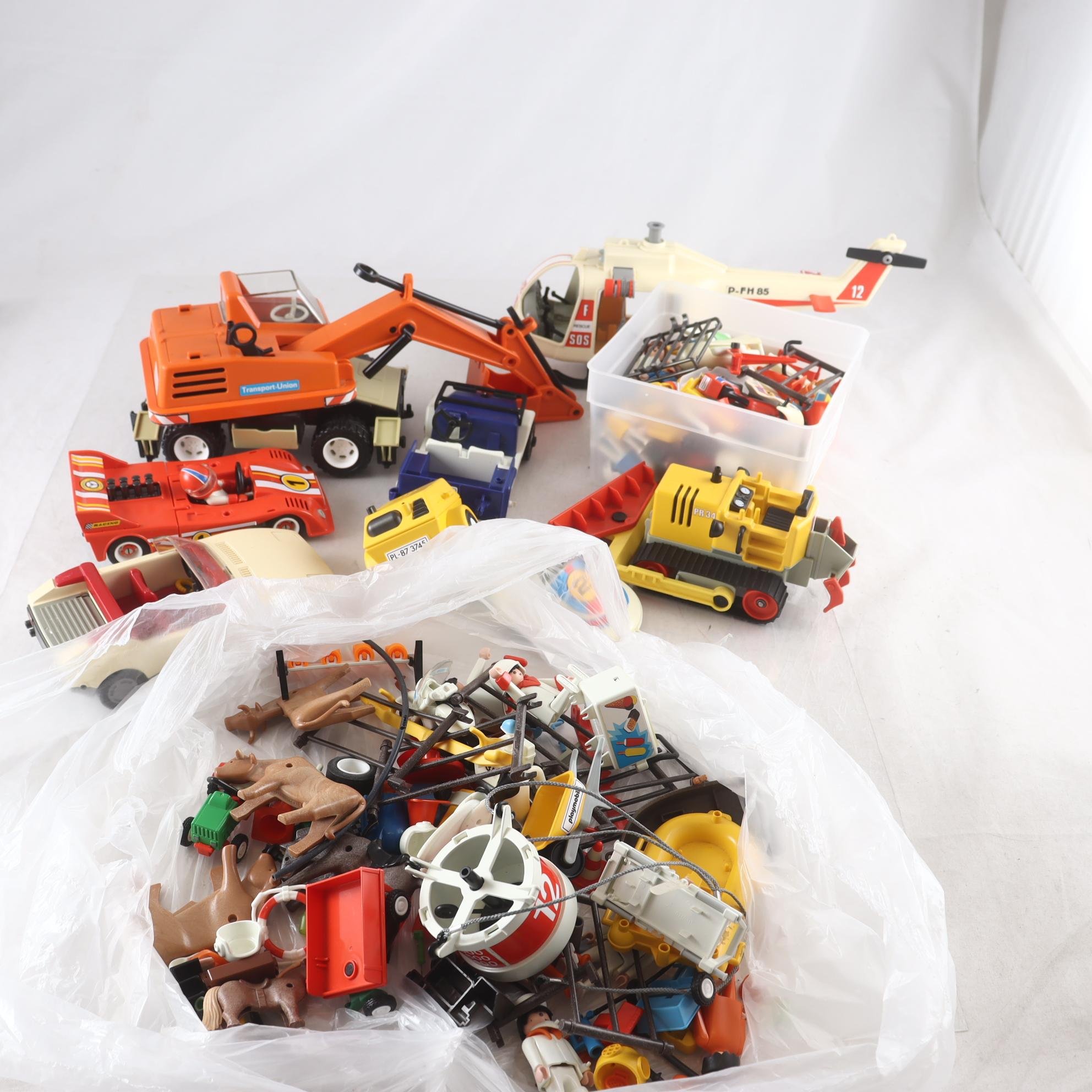 Playmobil. 1980-tal, blandade modeller. Samfraktas ej.