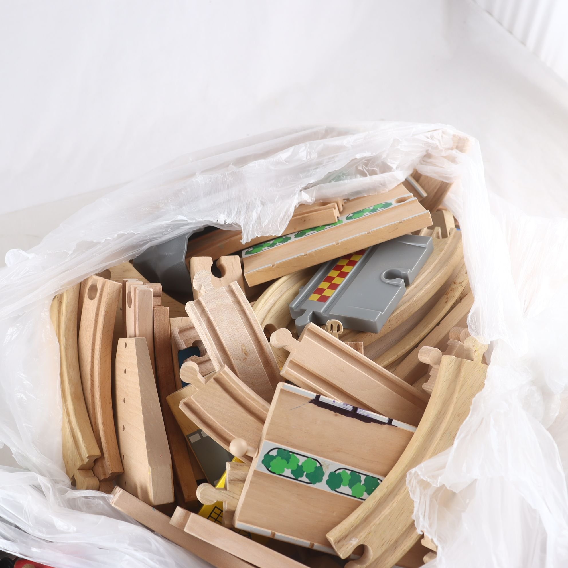 Tågbana, Brio. Samfraktas ej.