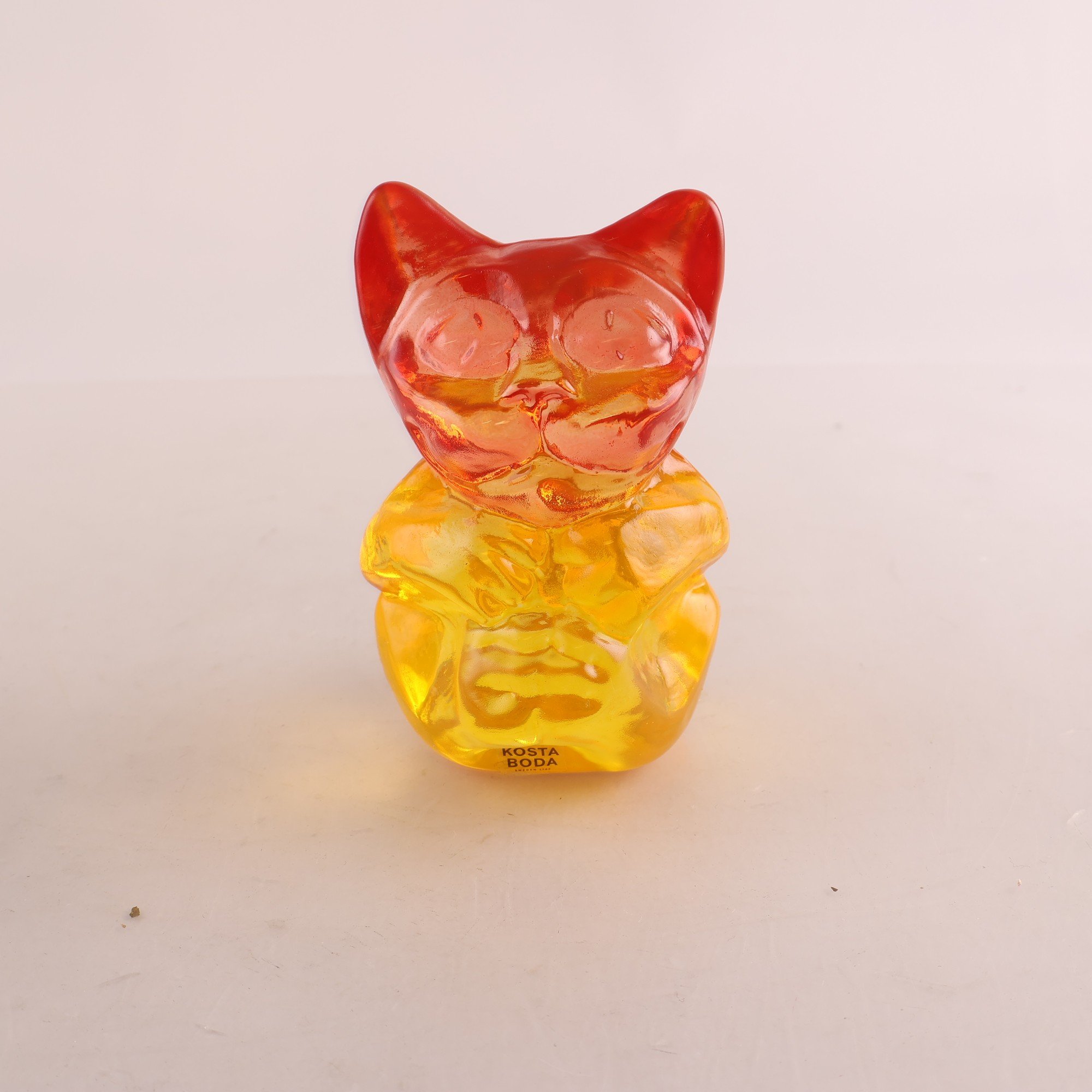 Glaskonst, Kosta Boda Ludvig Löfgren, ”Cat Yum Yum”