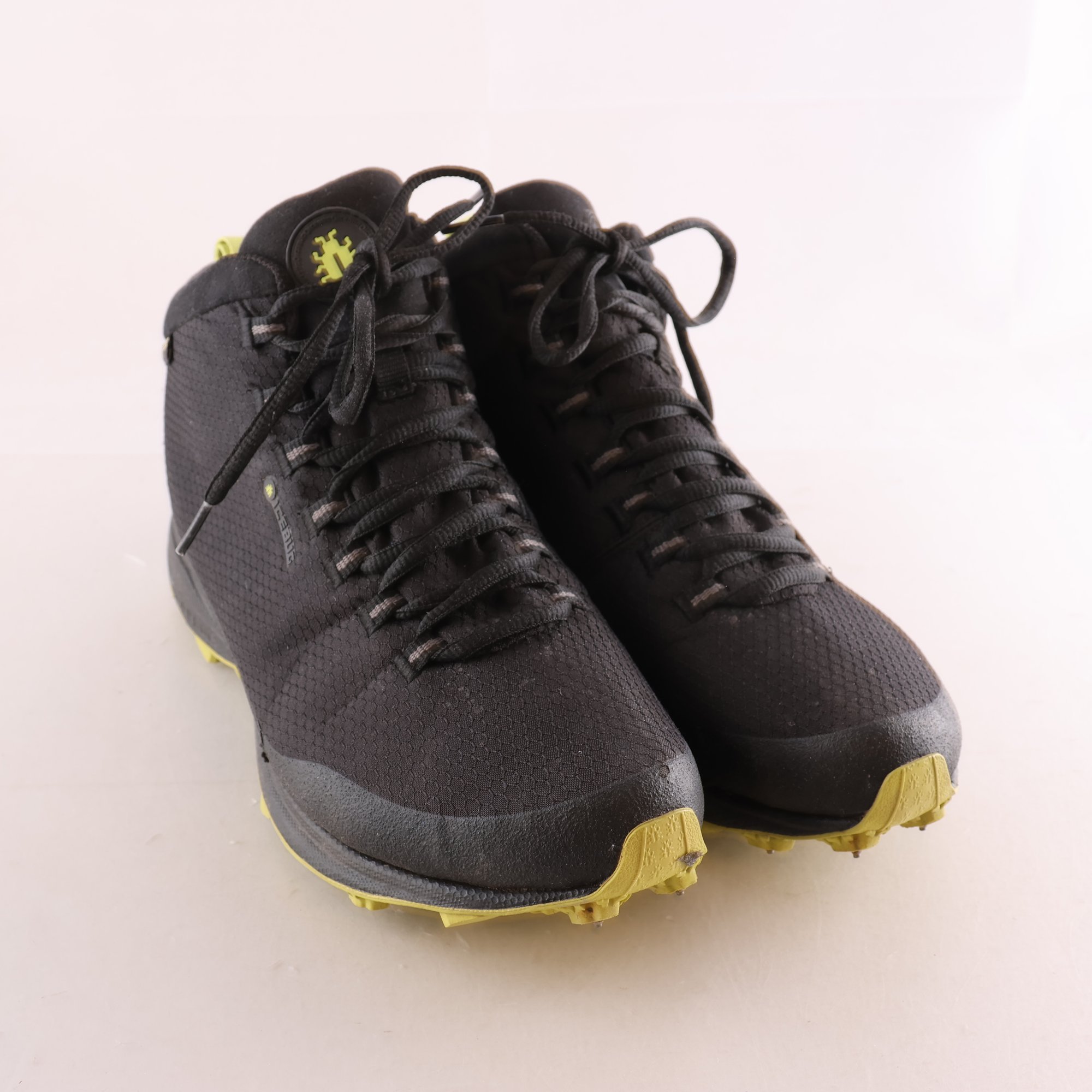 Skor, Icebug, med dobbar, svart, stl. 42.5