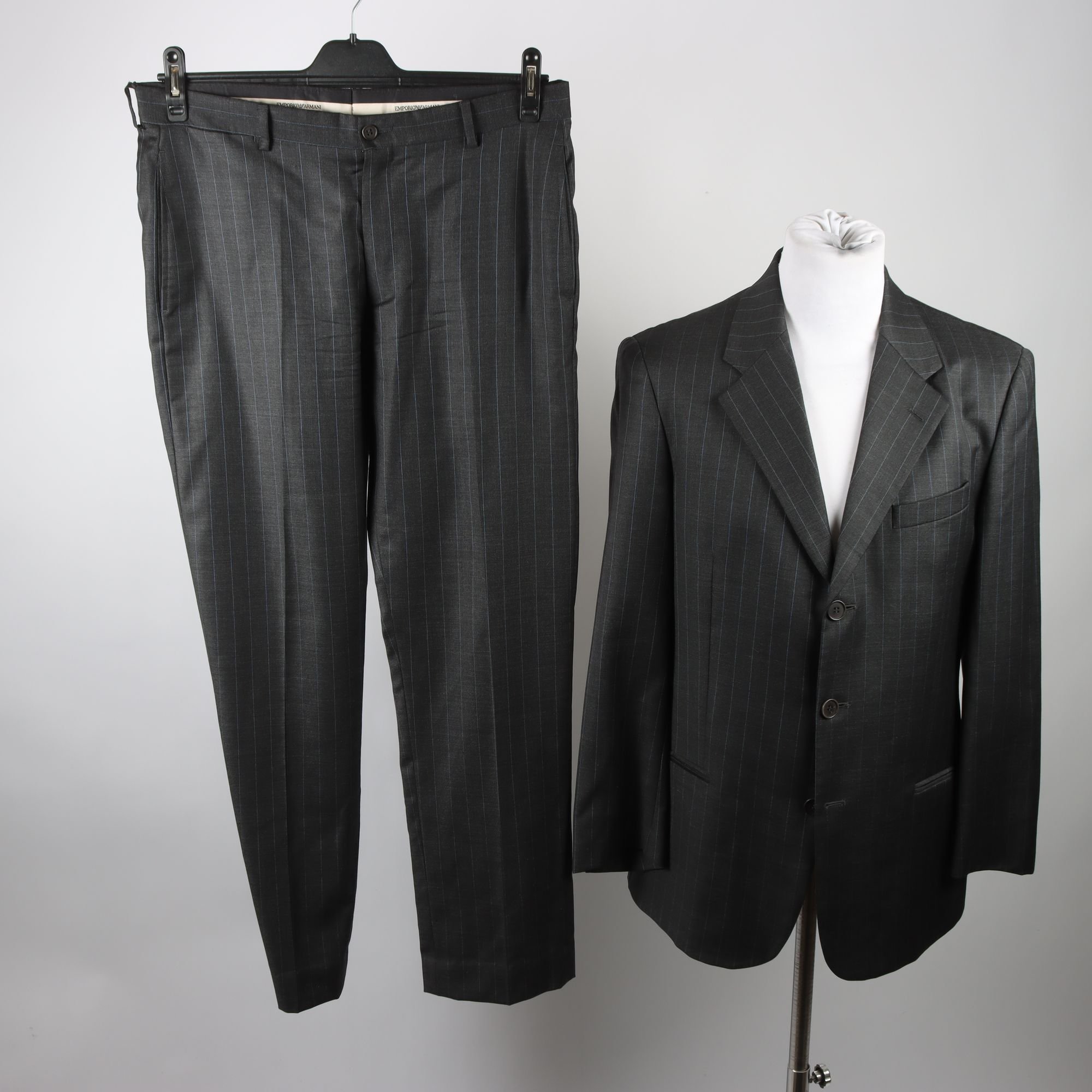 Kostym, Emporio Armani, gråsvart, stl. 50