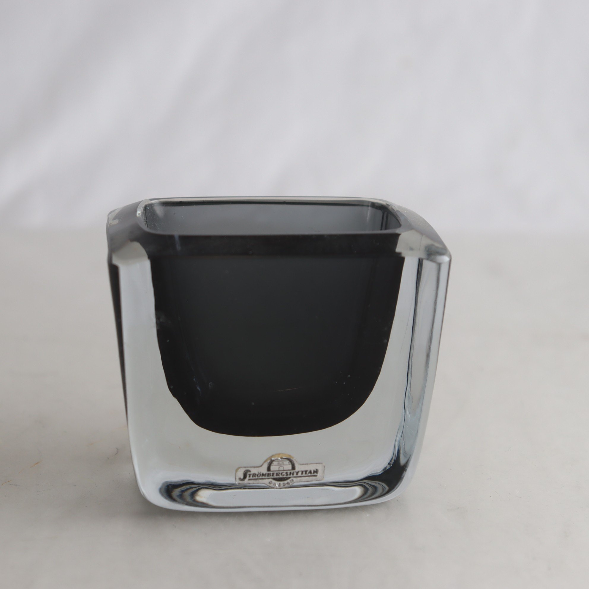 Glasvas, Asta Strömberg, Strömbergshyttan