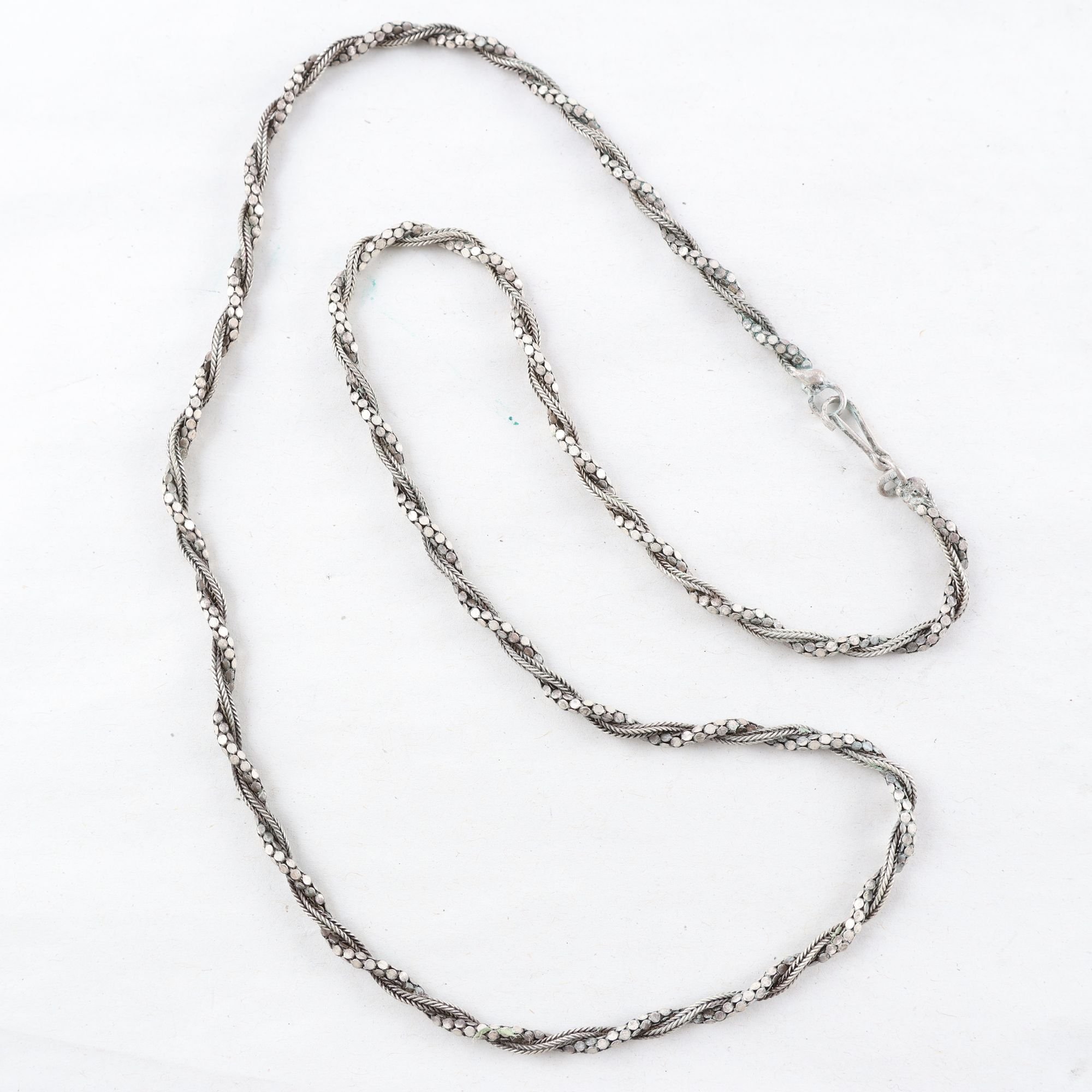 Halsband, silver, snurrad, vikt: 12.7g