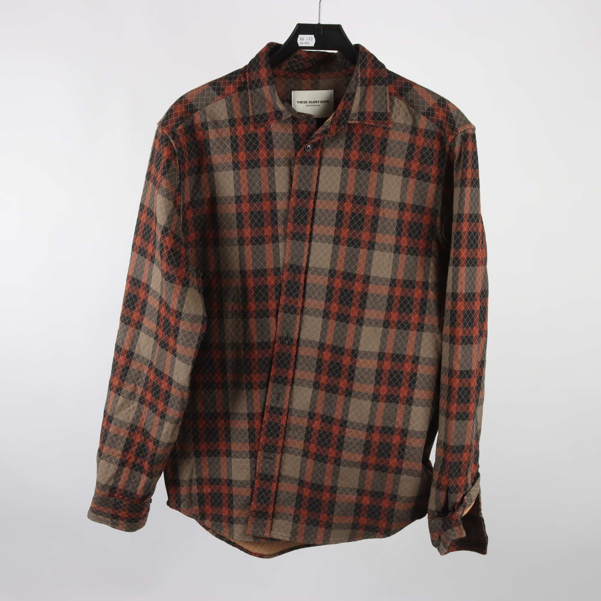 Skjorta, These Glory Days, stl. L