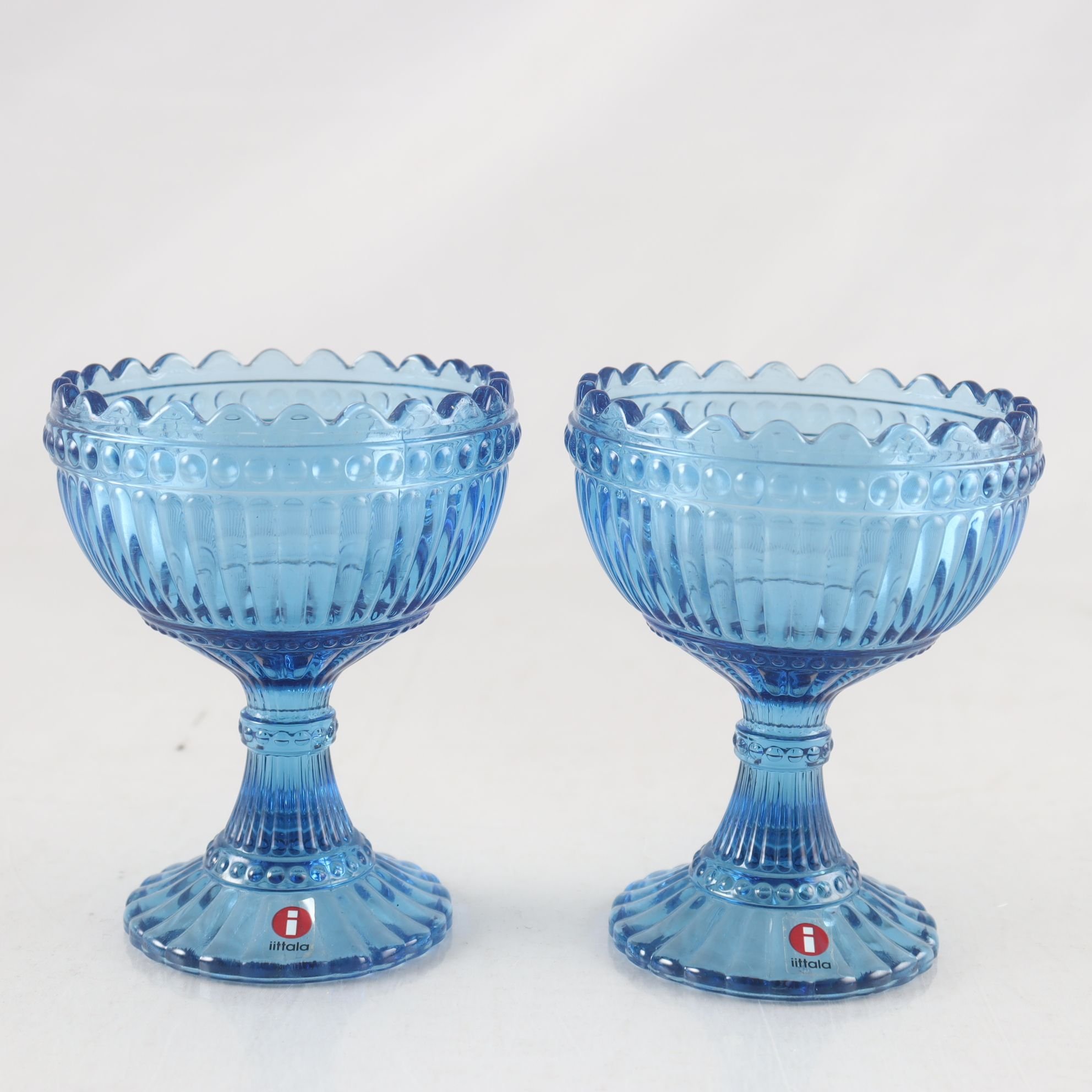 Skålar på fot, Marimekko, iittala, ’mariskooli’, blå, 2 st.