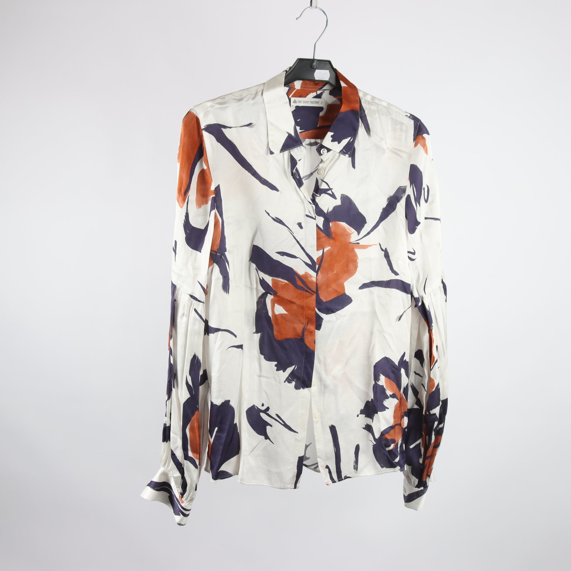 Blus, The Shirt Factory, vit, blå, stl. 36.