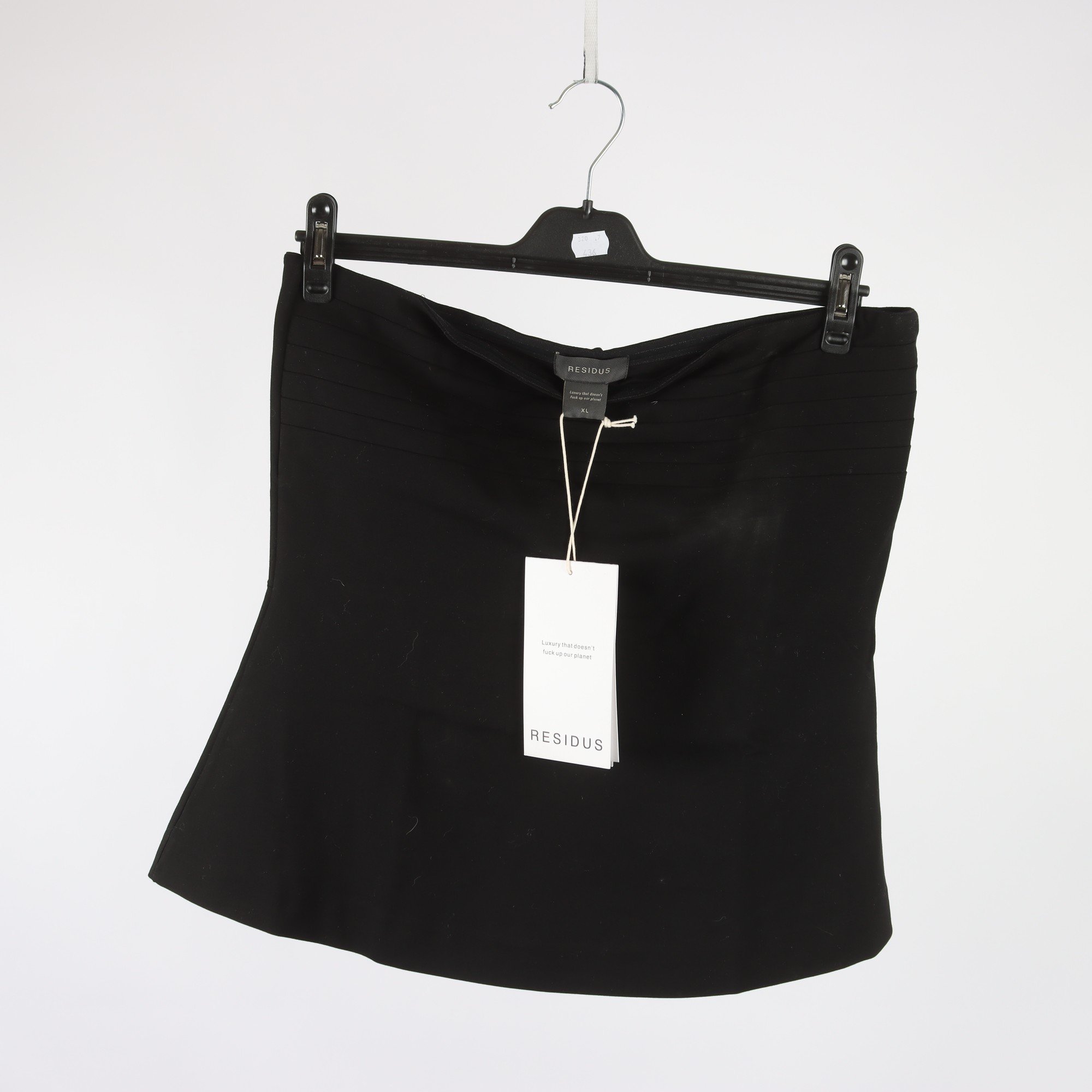 Linne, Residus, svart, tl. XL.