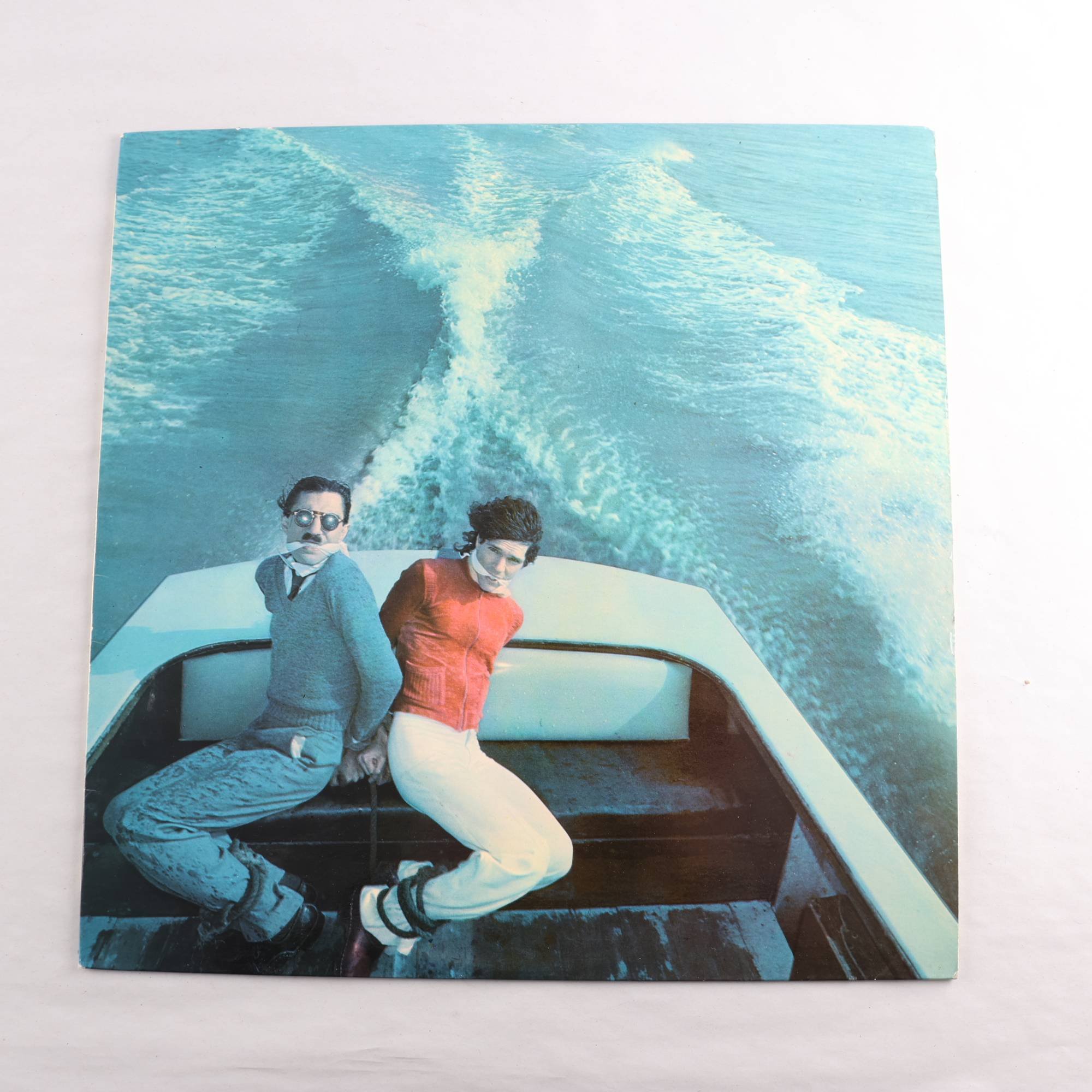 LP Sparks, Propaganda