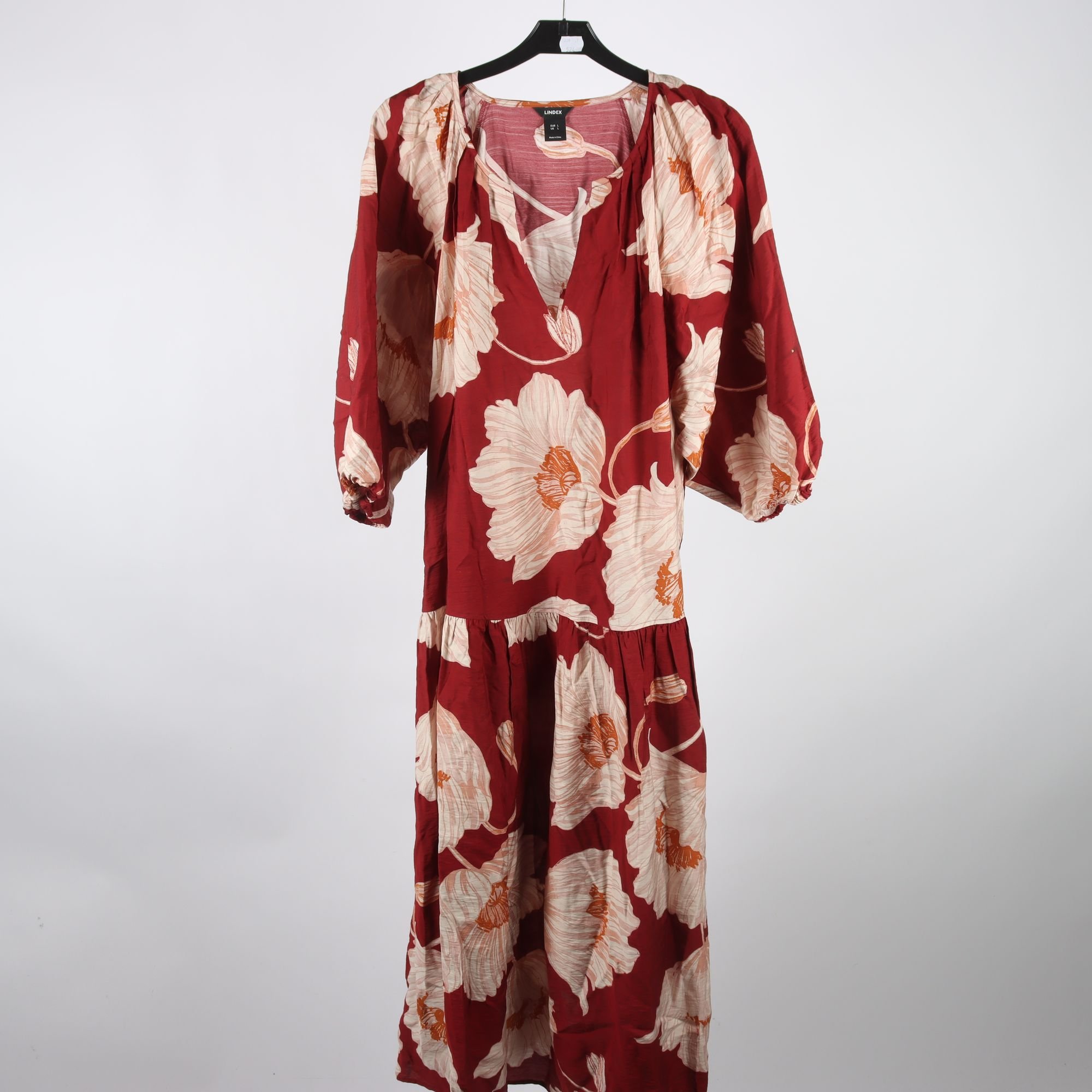 Klänning, Indiska, vinröd, blommig, stl. L.