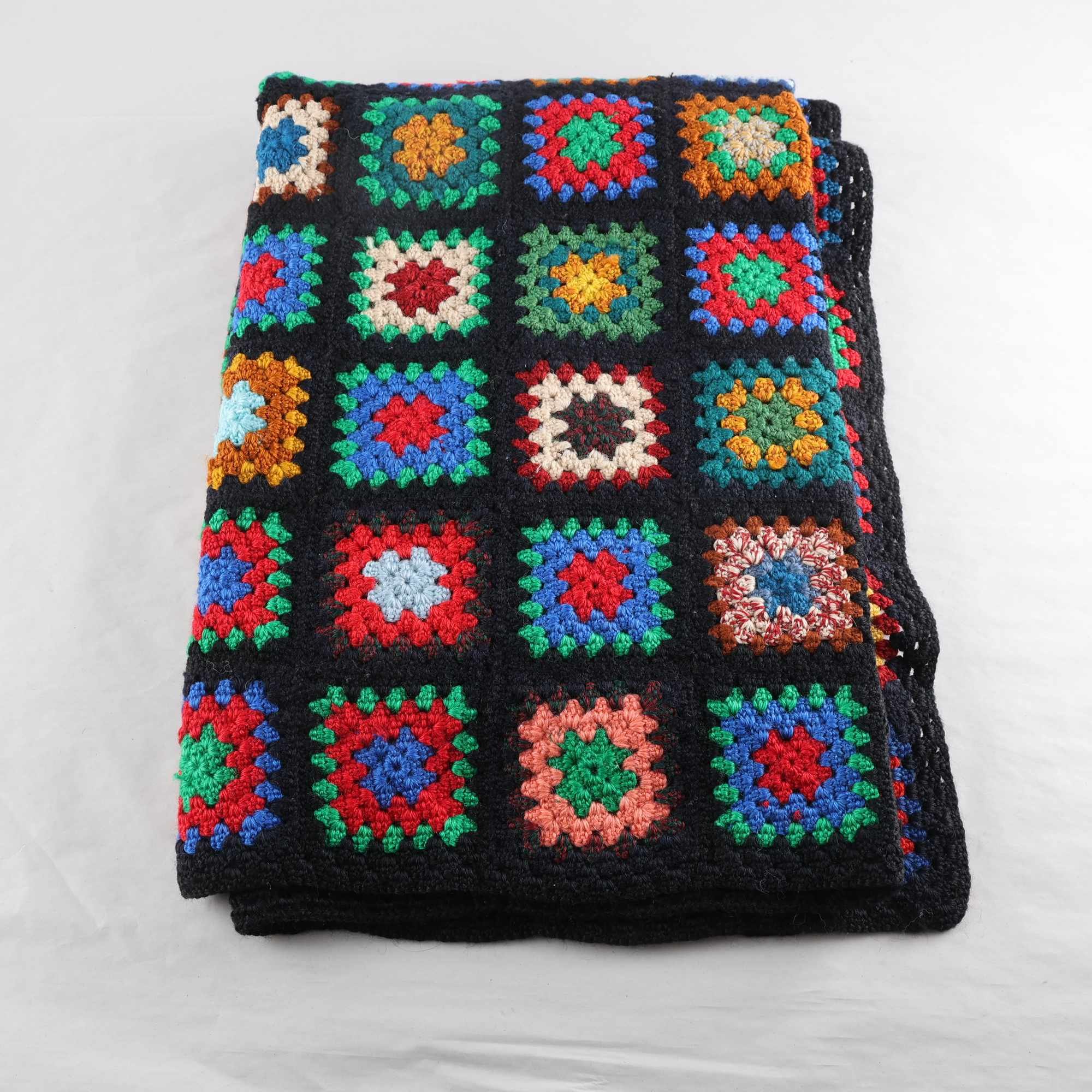 Mindre filt, Okänd, virkad, mormorsrutor.