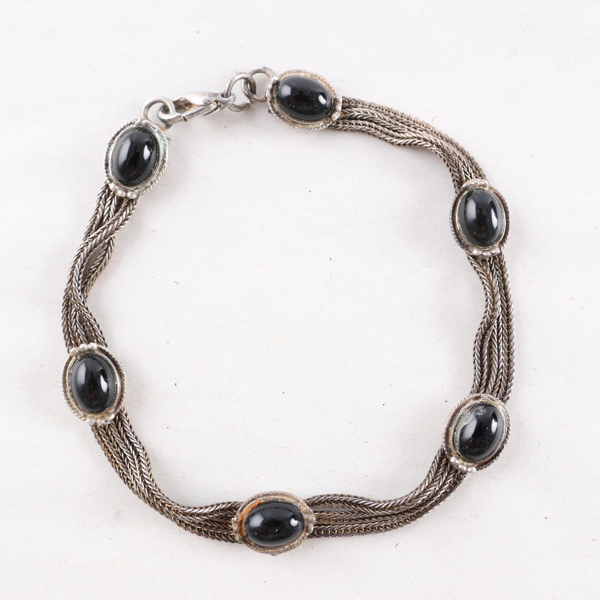 Armband, silver, svarta stenar, brv: 13.2g