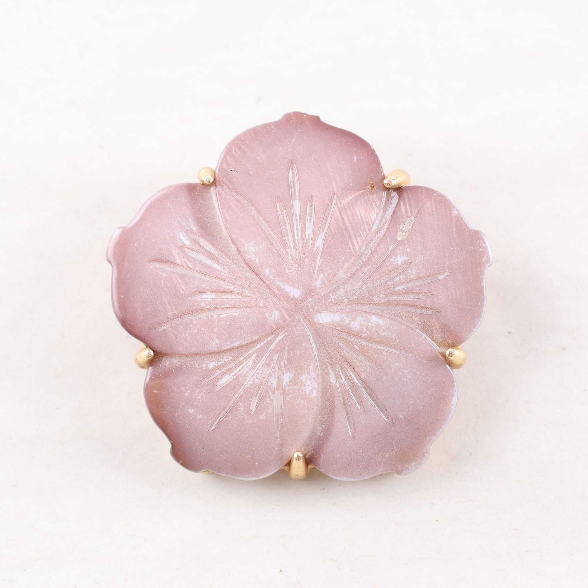 Dyed mother of pearl brooch, vintage