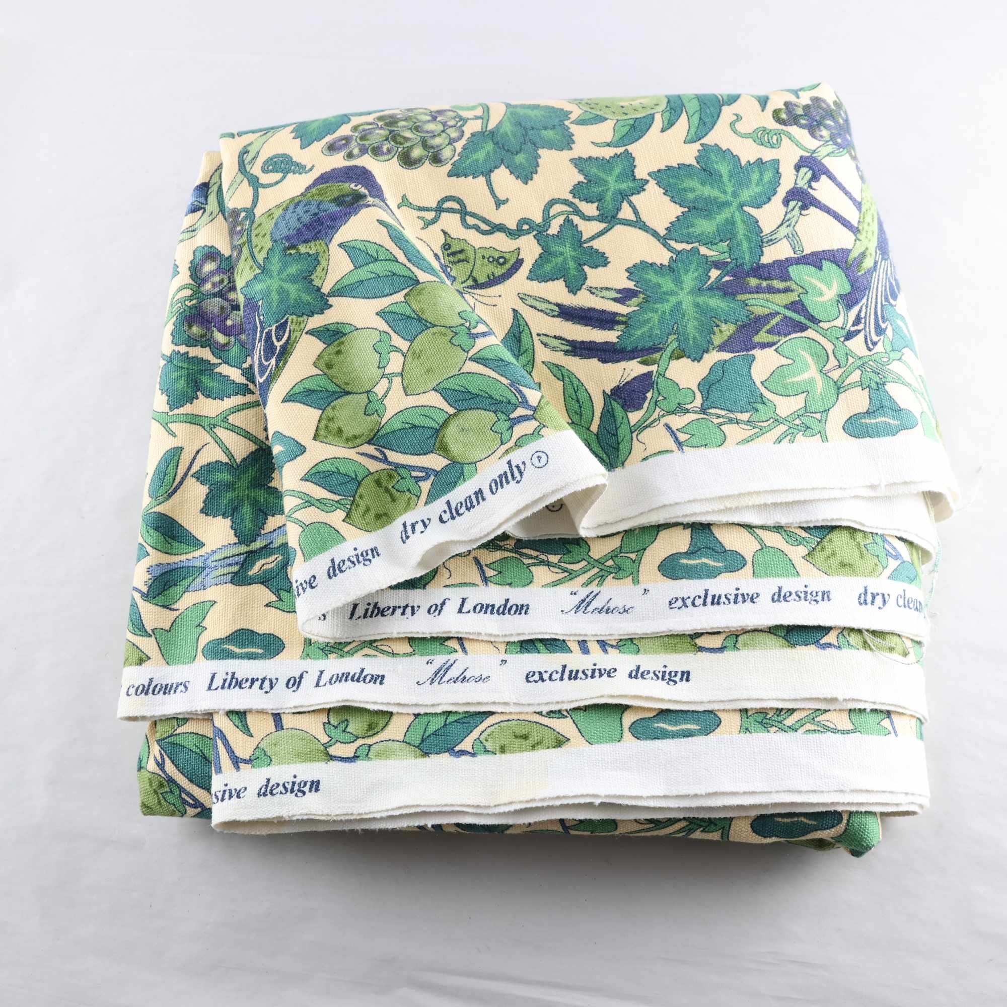 Tyg, Liberty of London, ”Melrose”, grön, blå, lin.