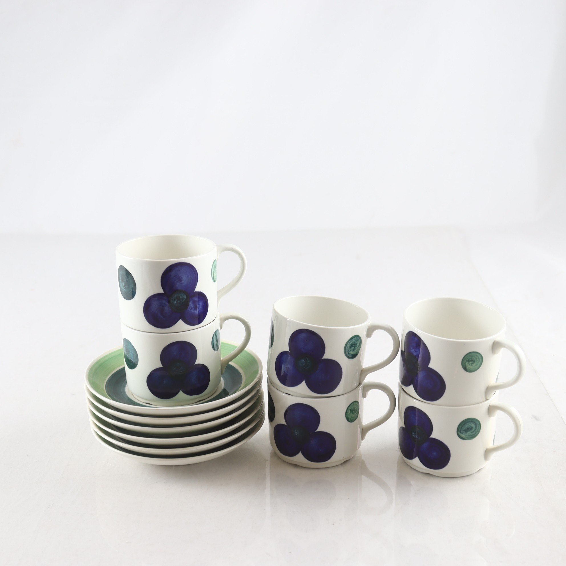 Koppar på fat, ”Sippa”, Marianne Westman, Rörstrand. Samfraktas ej.