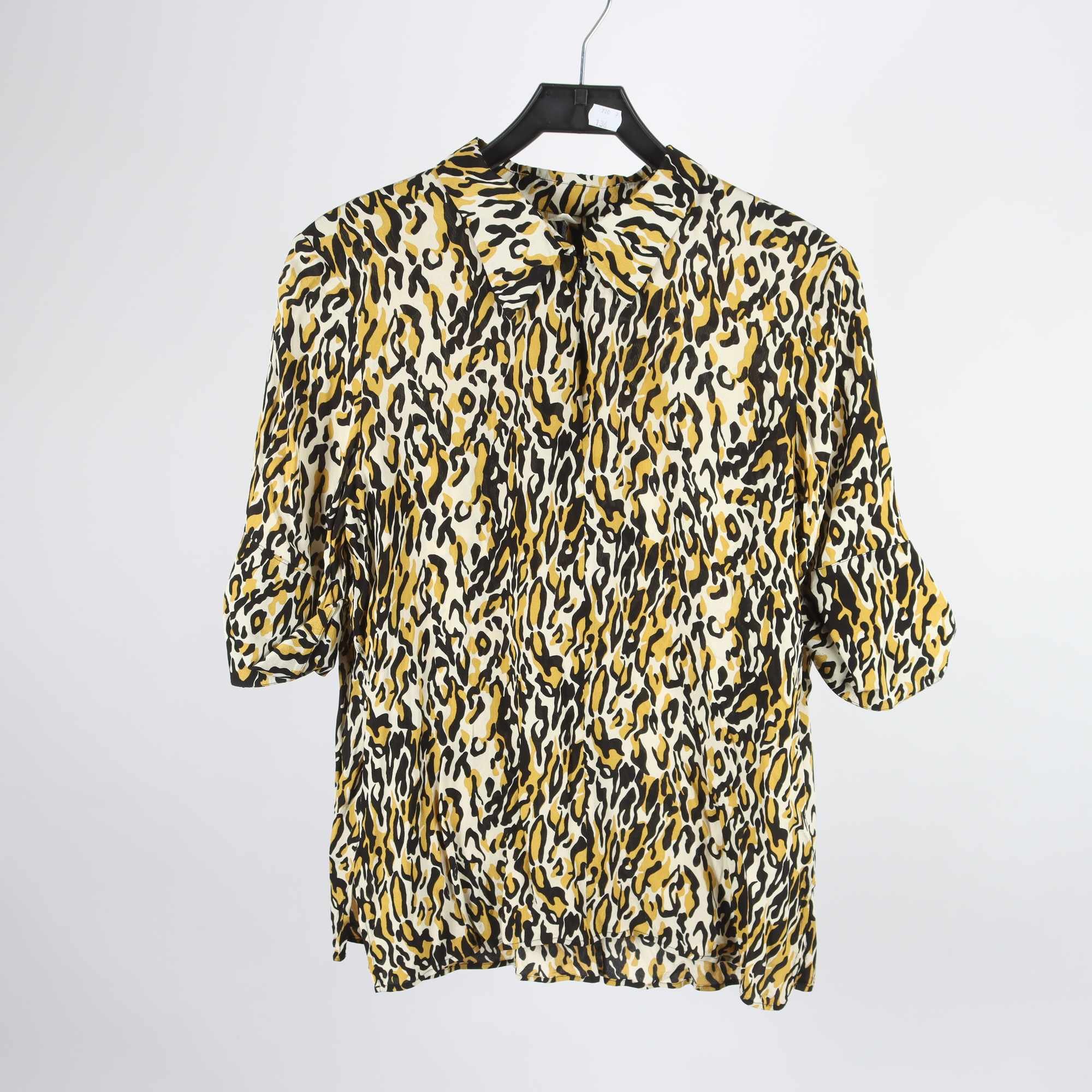 Blus, Arket, mönstrad, stl. 40