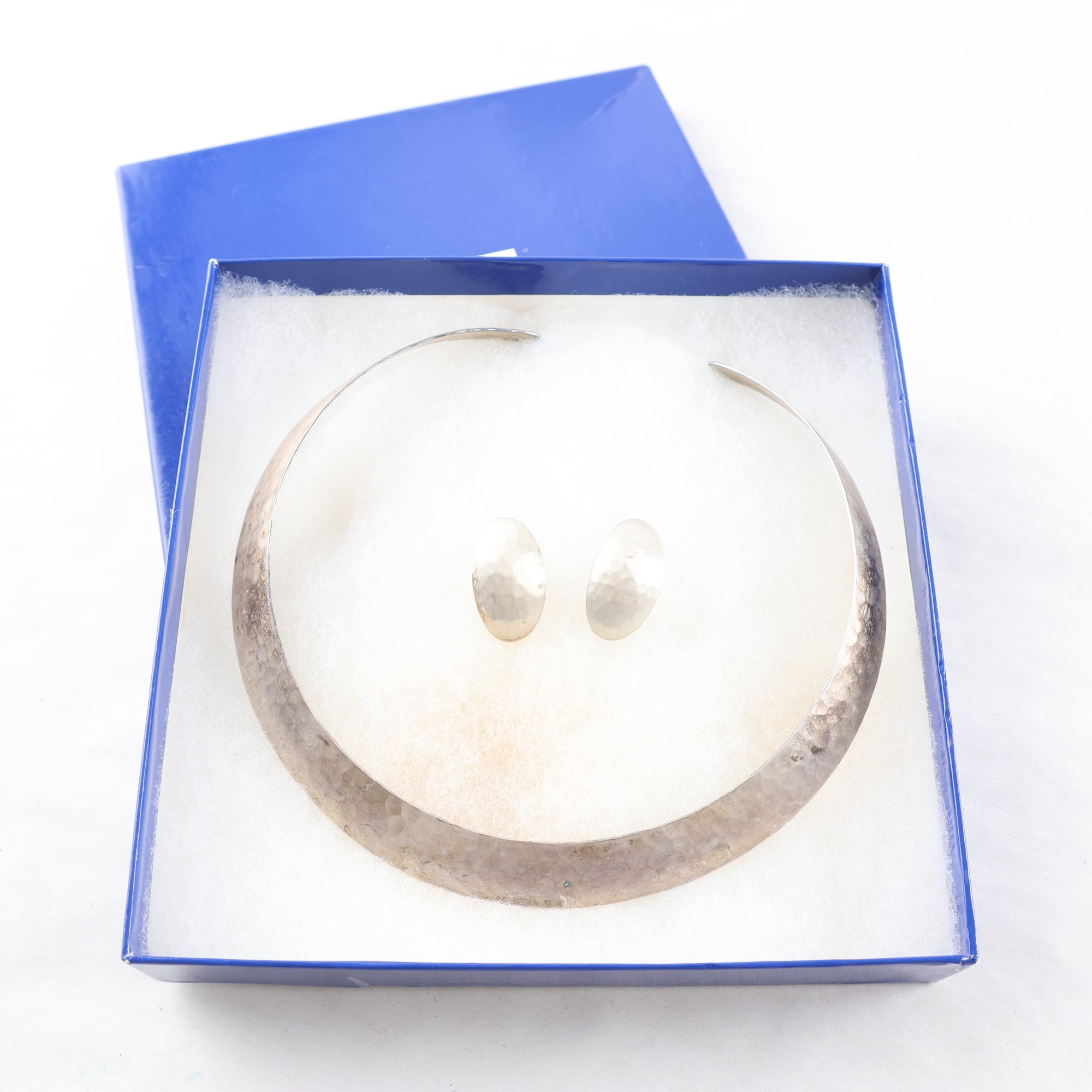 Smyckesset, halsring och örhängen, silver, brv: 50g