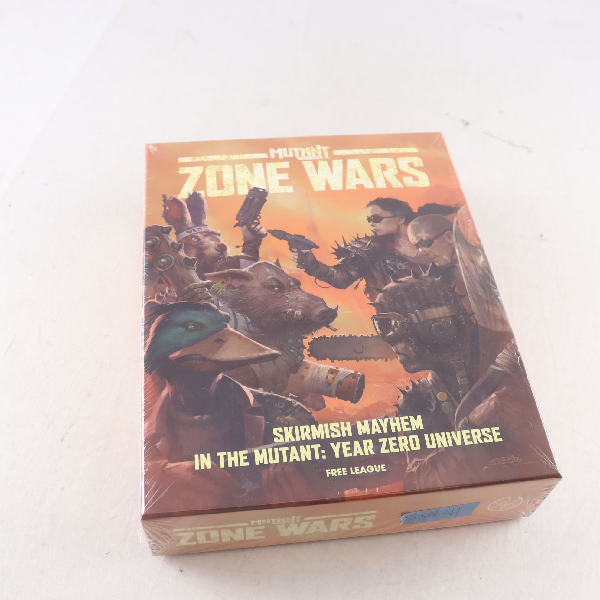 Spel, Mutant-zone wars, free league, universe.