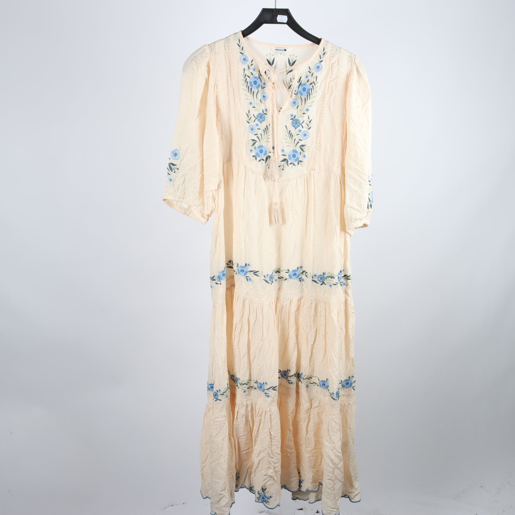 Klänning, Indiska, ljus aprikos, blå, broderi, stl. S