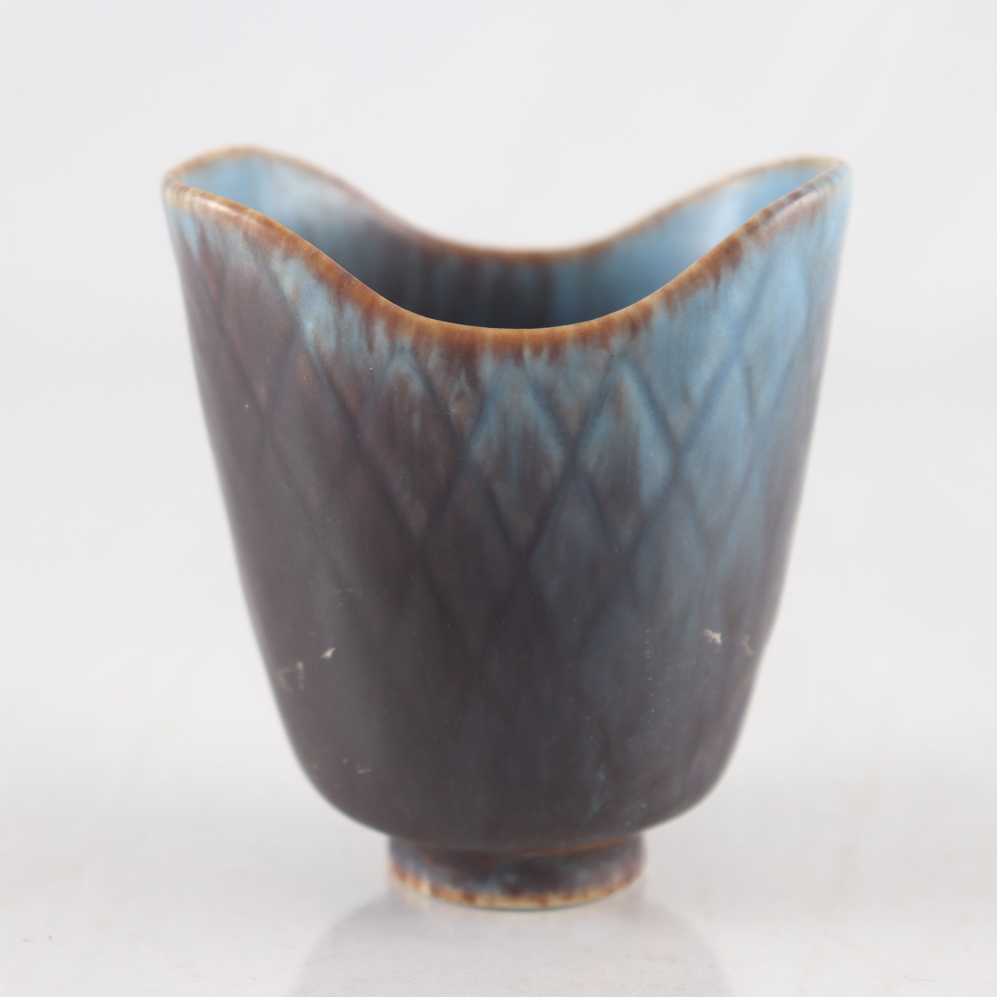 Vas, harpälsglasyr, Gunnar Nylund, Rörstrand