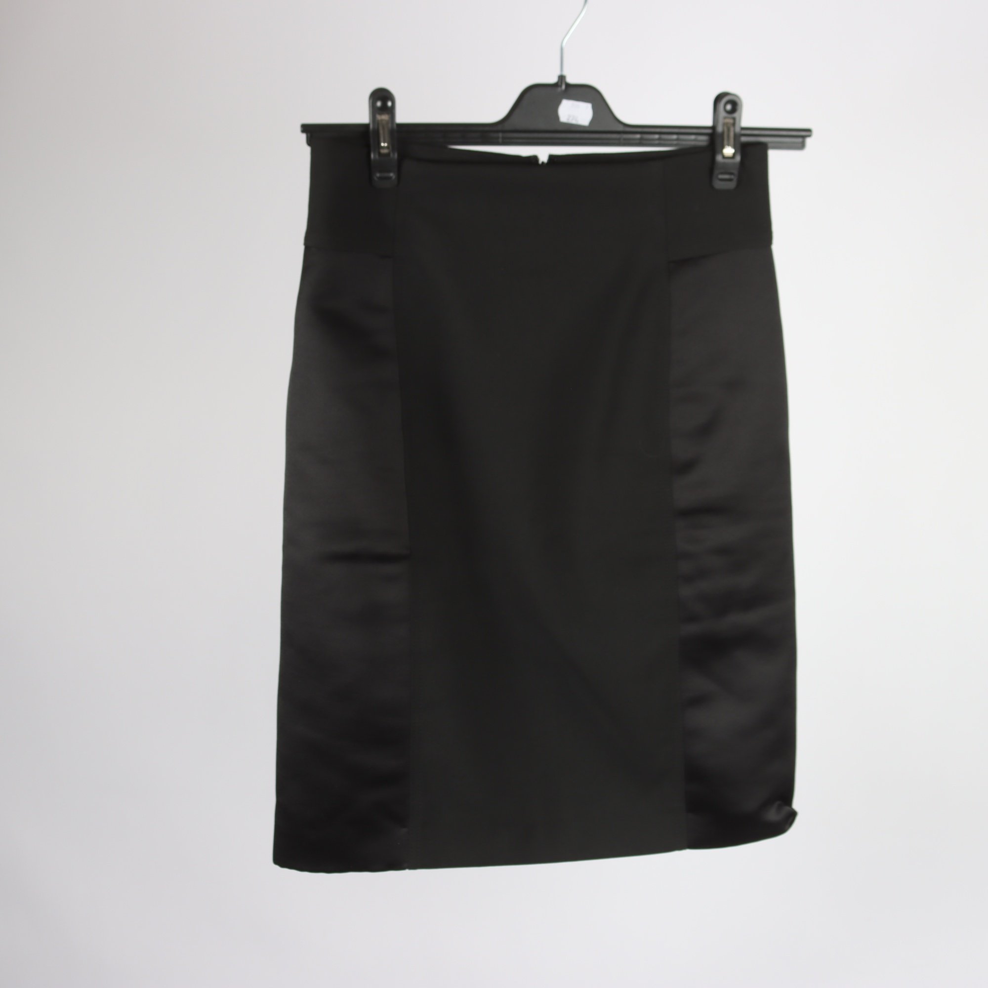 Kjol, J.Lindeberg, svart, stl. 36