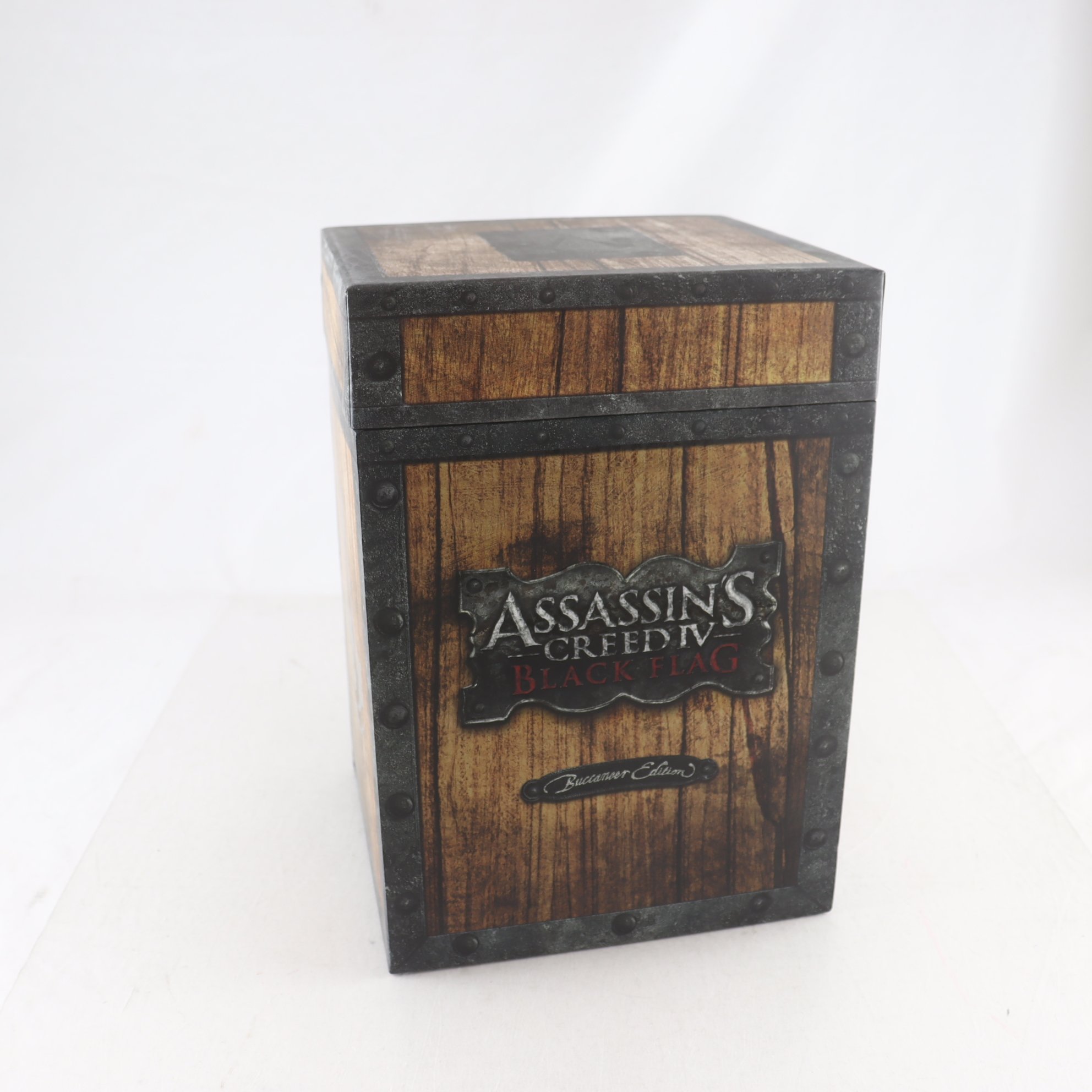 Figur, Assassins creed IV, black flag, i org box. Samfraktas ej