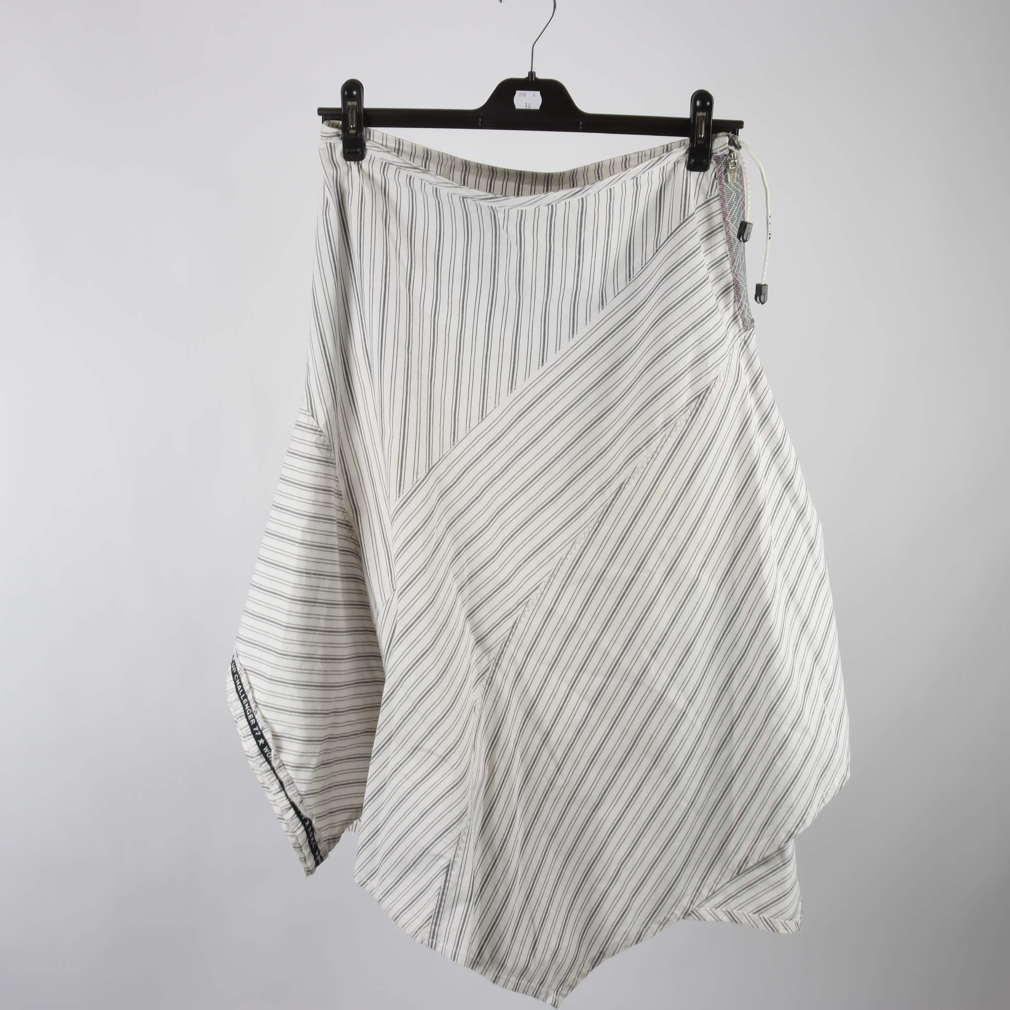 Kjol, Pelle P, stl. M