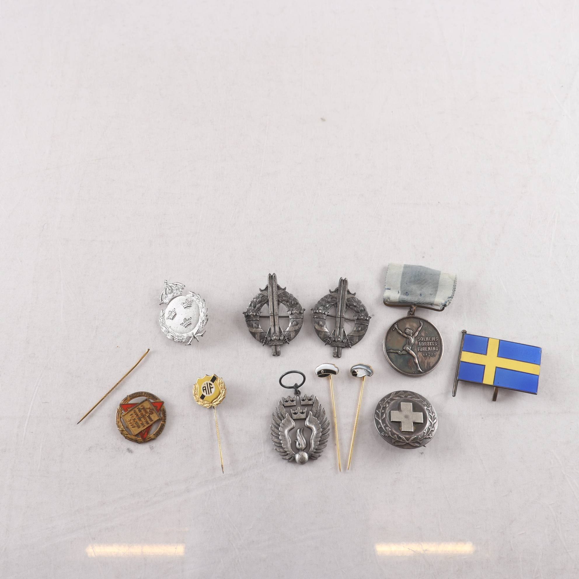 Samling med pins & nålar, silver