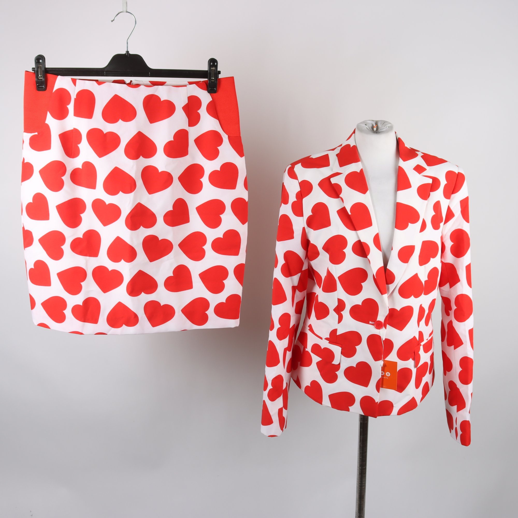 2-delat set, kavaj/kjol, Opposuits, vit, röd, hjärtan, stl. 44