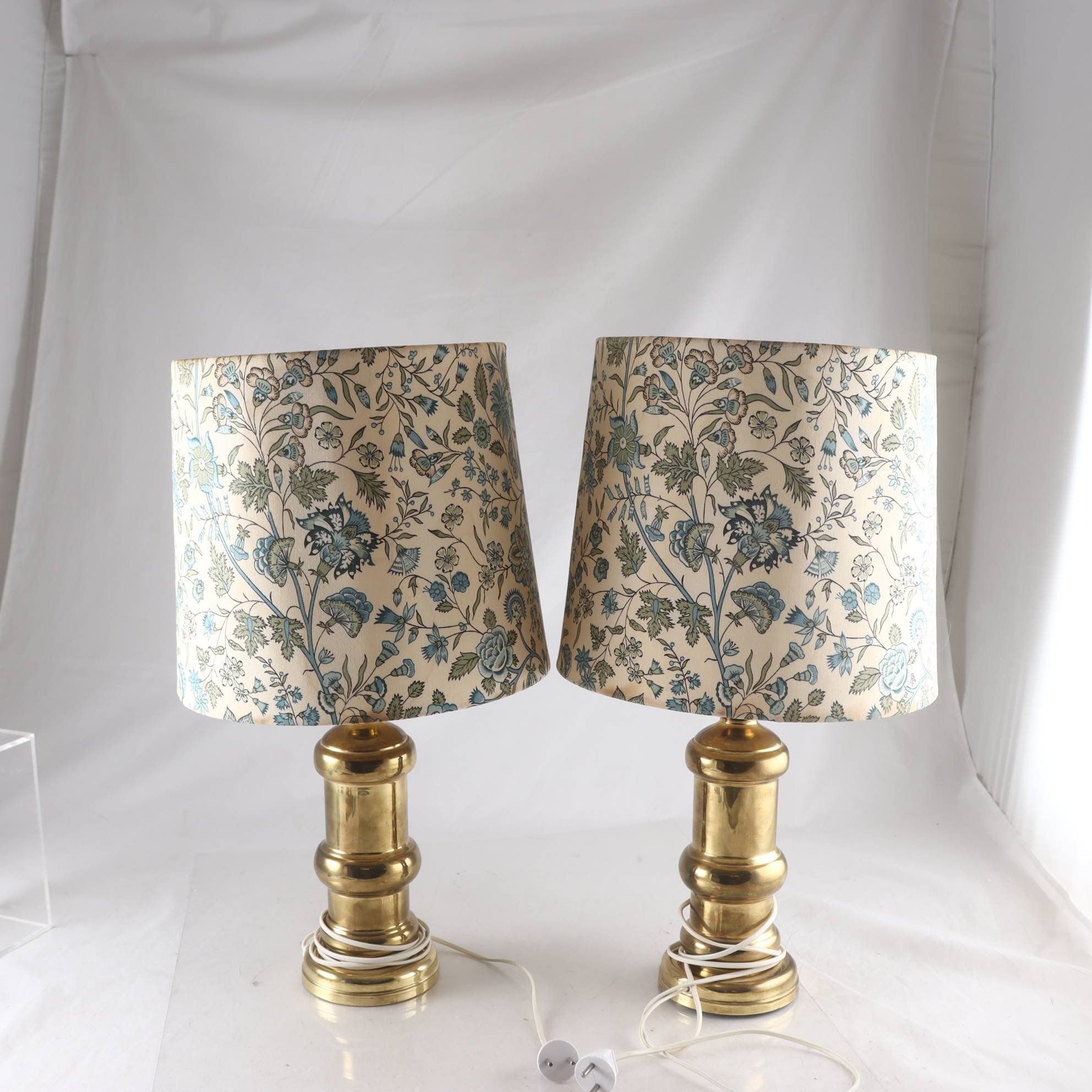 Bordslampor, Aneta, Uno Dahlén. Mässing. Endast avhämtning.