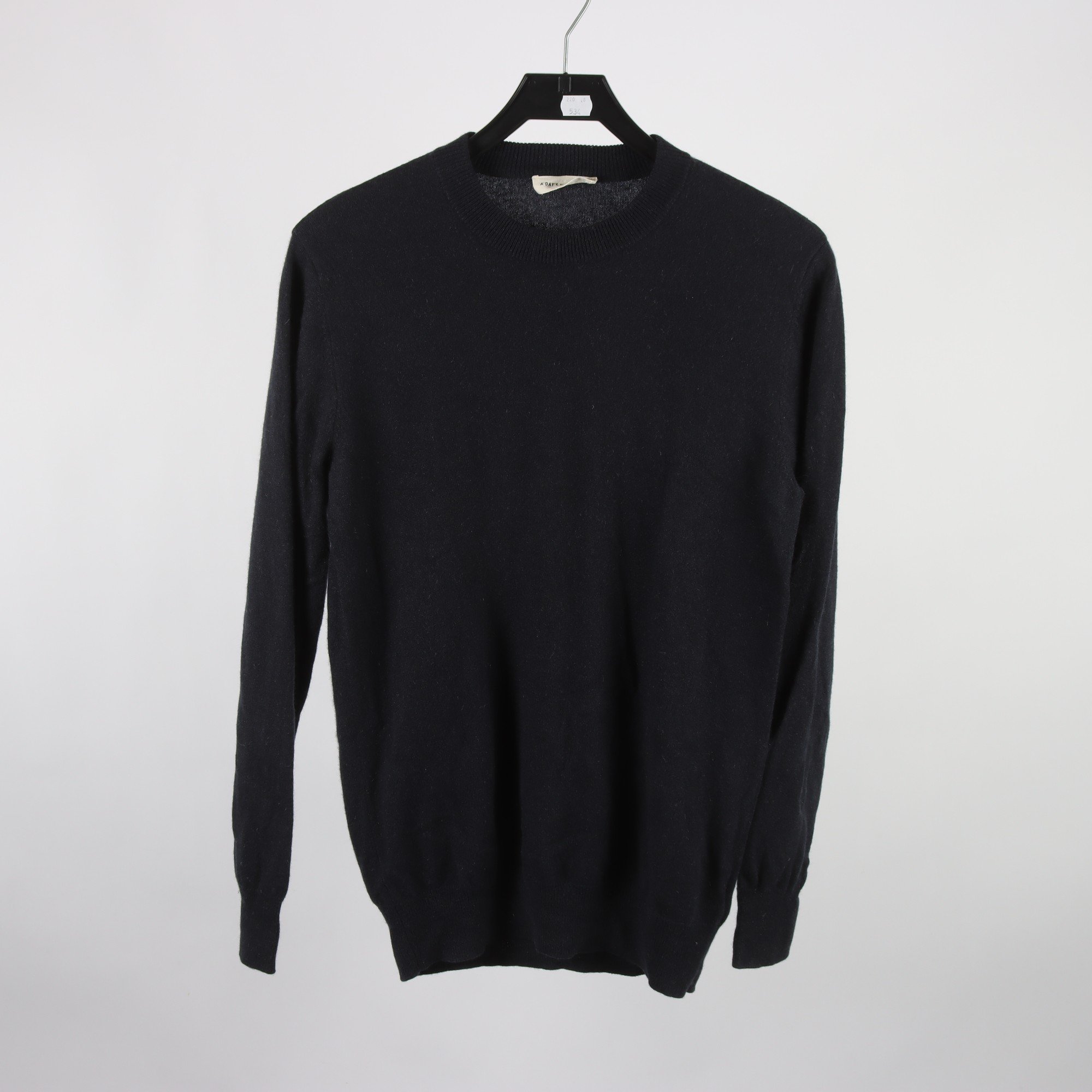 Tröja, D Day’ s March, blå, 100% cashmere, stl. ca. M.