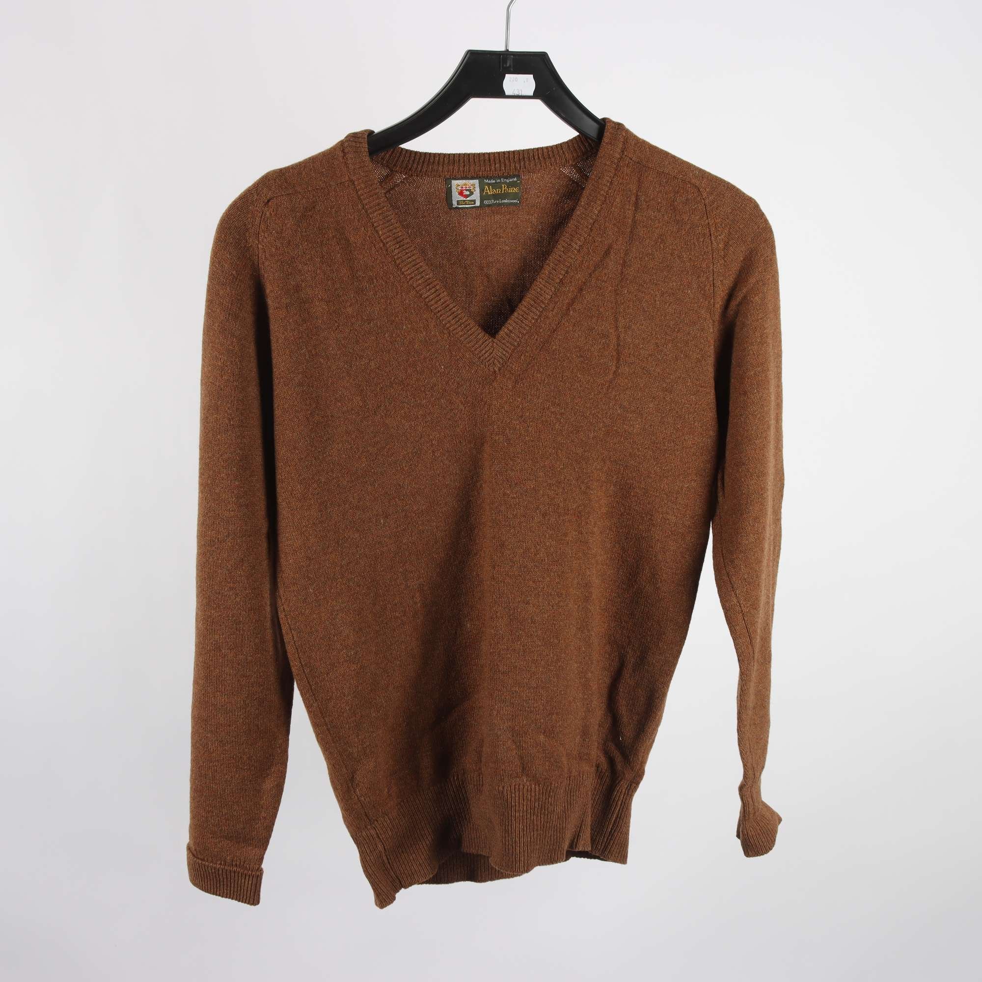 Tröja, Alan Paine, brun, ull, stl. 36.