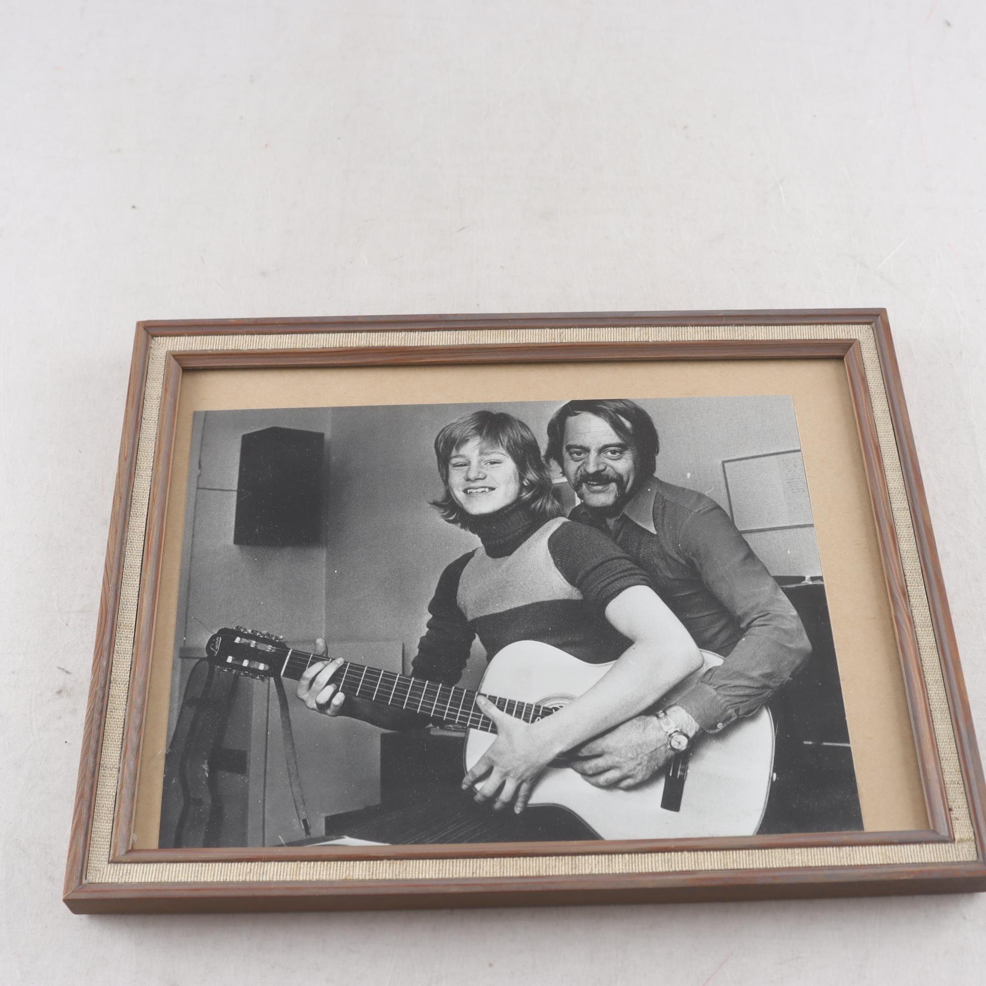 Fotografi, Ted Gärdestad och Stikkan Andersson, inramat, osignerat.