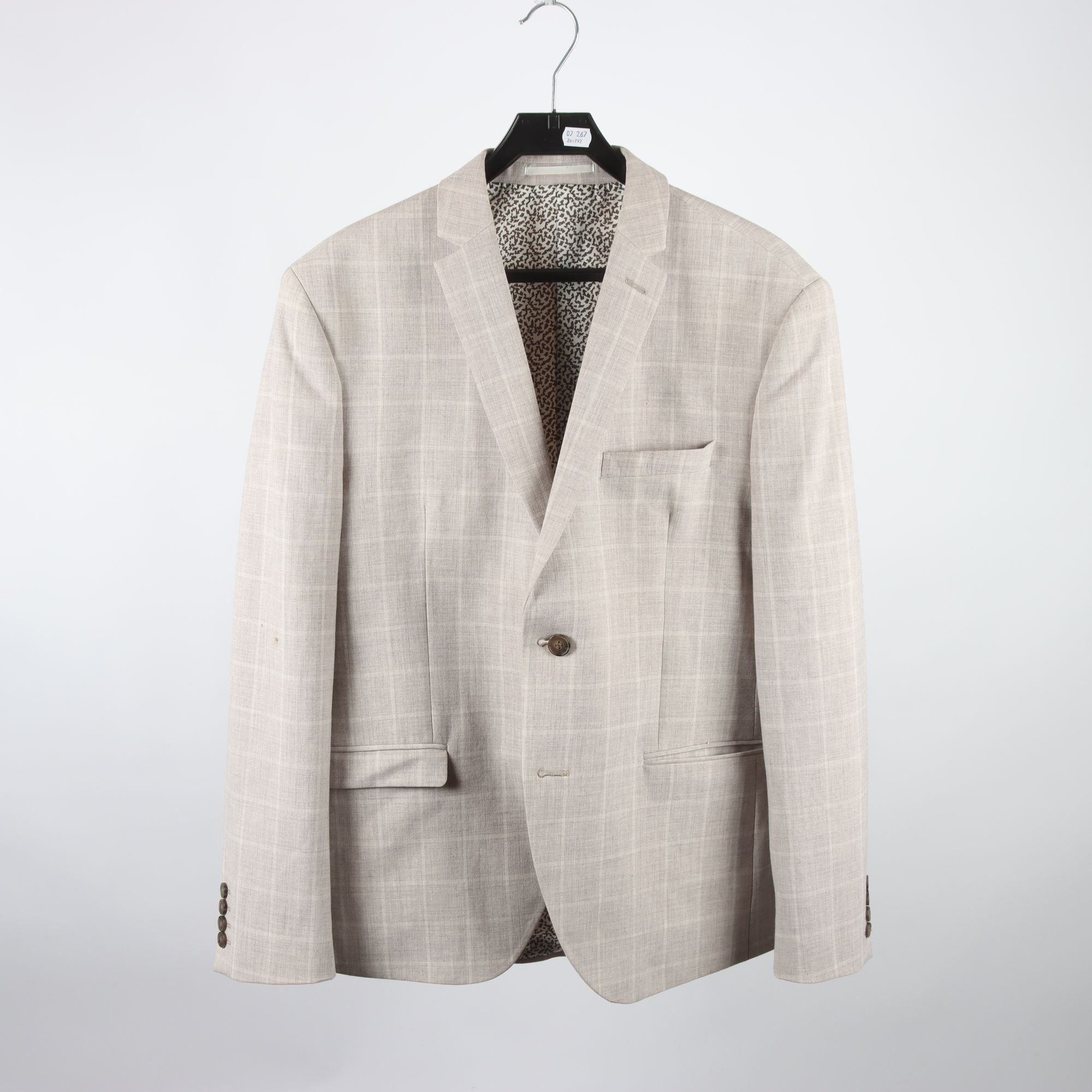 Kavaj, Isaac Dewhirst, stl. 54