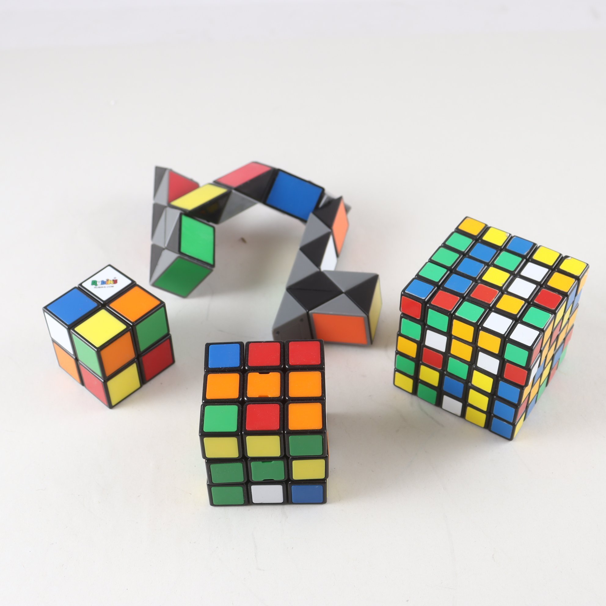 Kuber, Rubiks kube, 4st blandat.