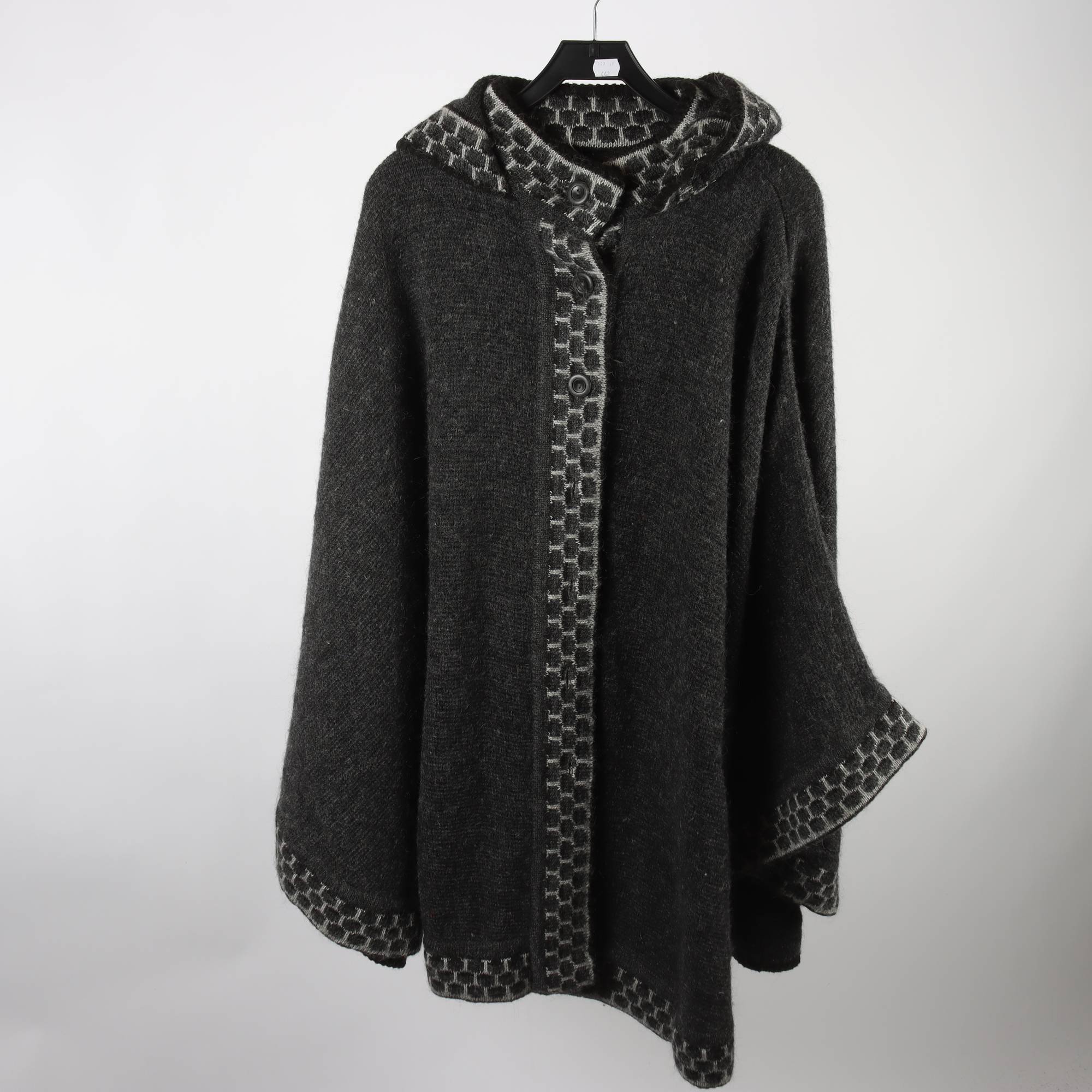 Kappa/poncho, Himalyanwool, grå, ull, stl. M.