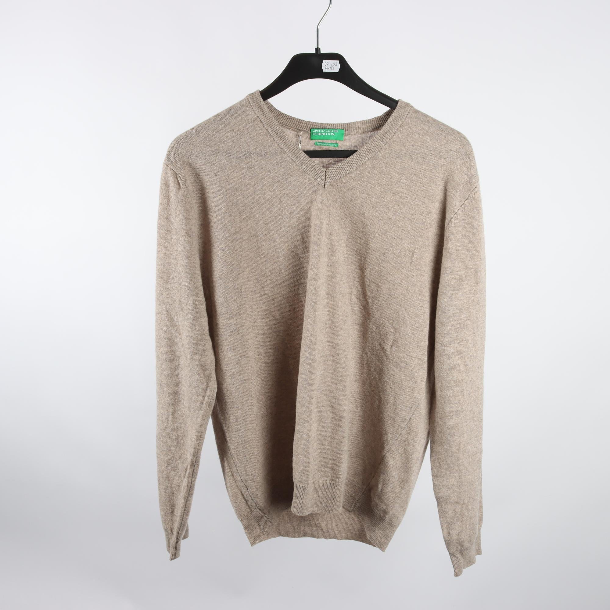 Stickad tröja, United Colors of Benetton, 100% lammull, stl. L