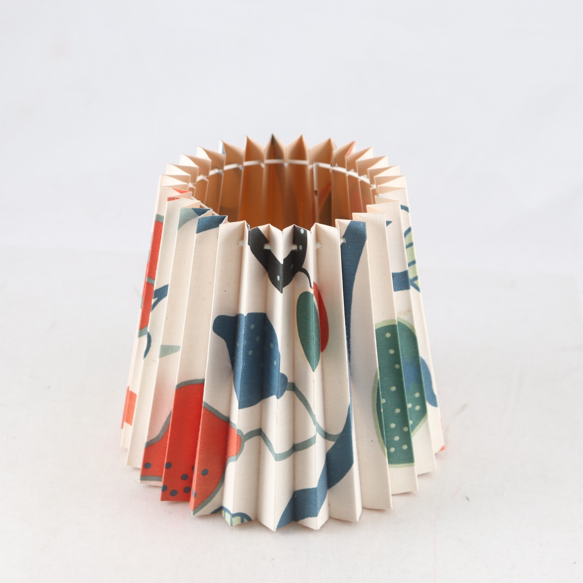 Lampskärm. Samfraktas ej.