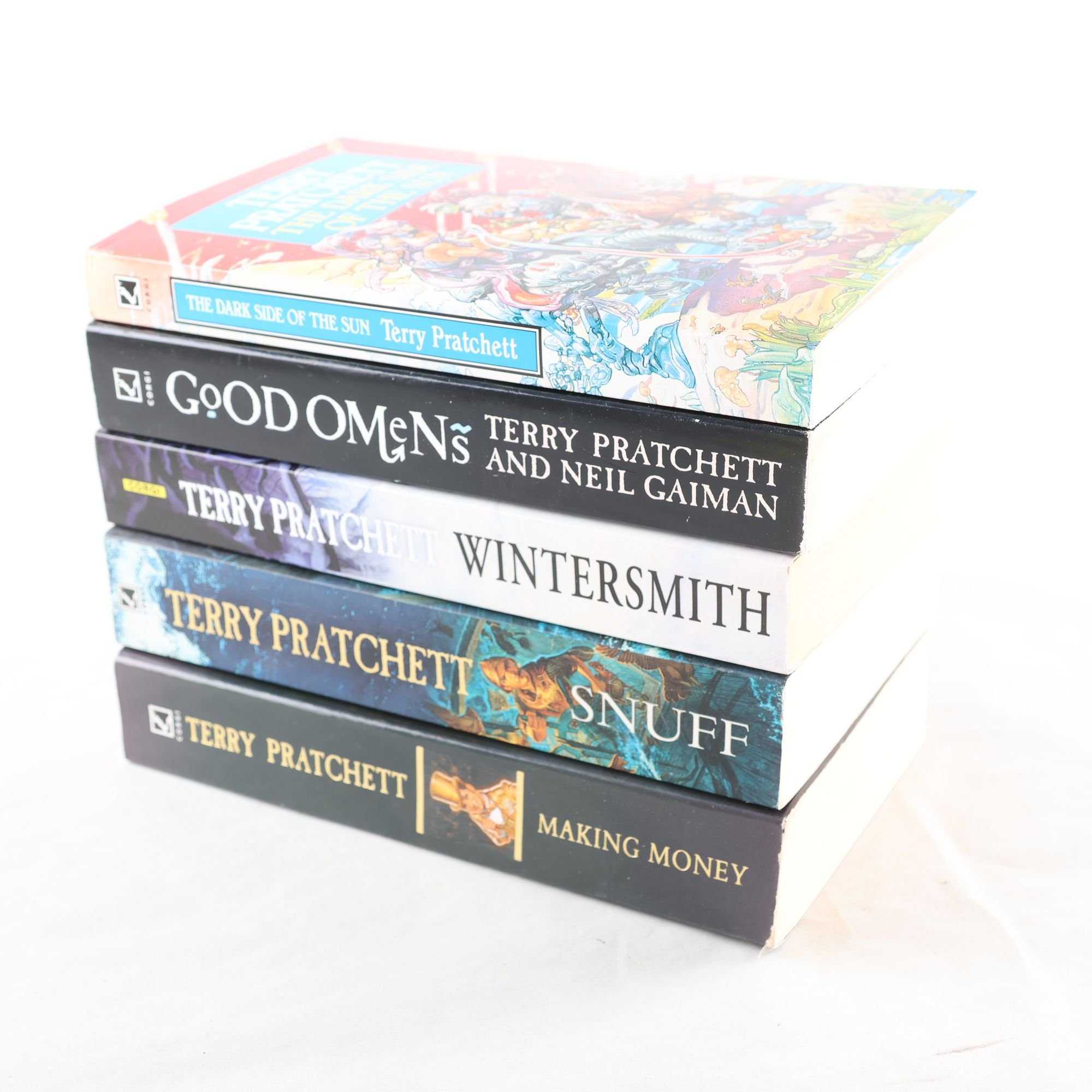 Terry Pratchett, bokpaket med 5 pocket