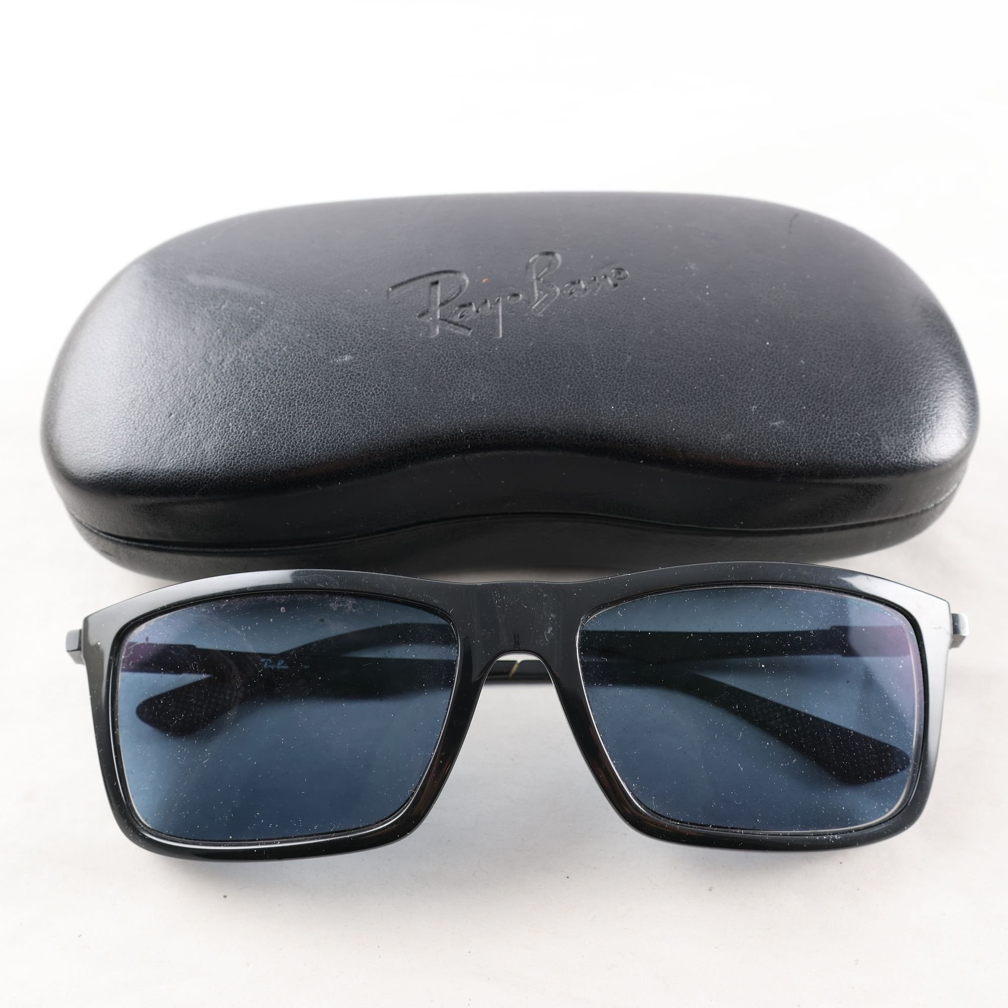 Solglasögon, Ray-ban