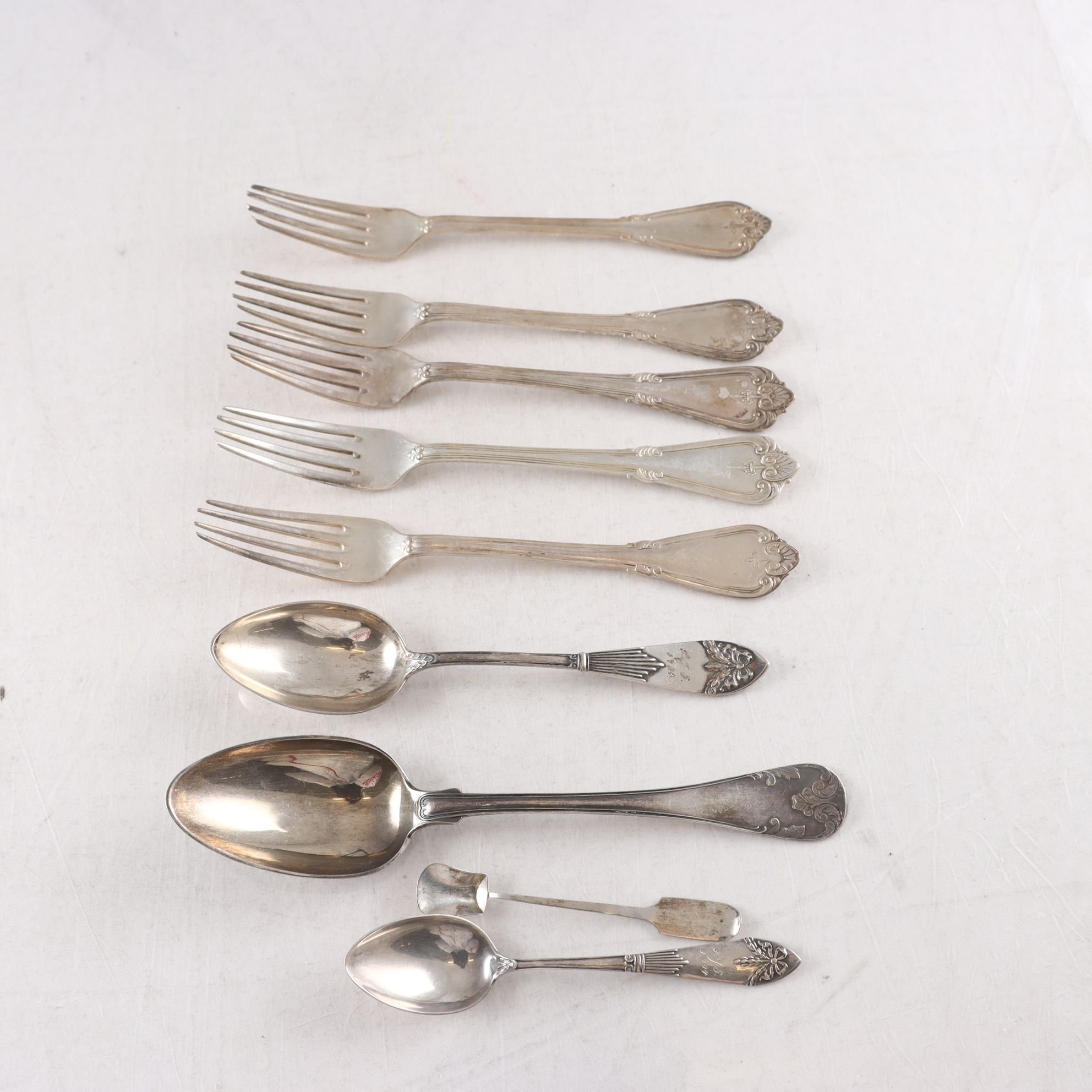 Blandade bestick, silver, stämplade Kattfot.