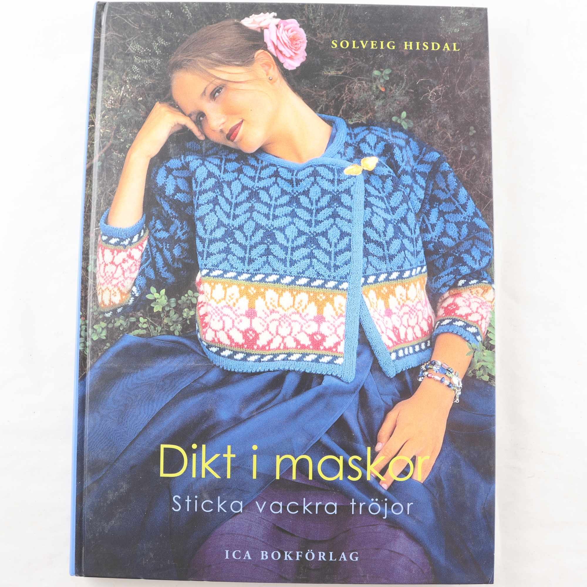 Dikt i maskor, Sticka vackra tröjor