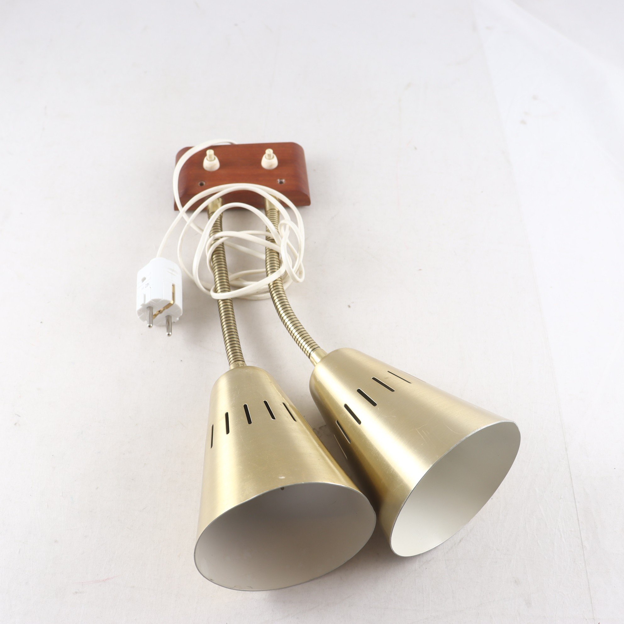 Sänglampor, mässing, trä, vintage