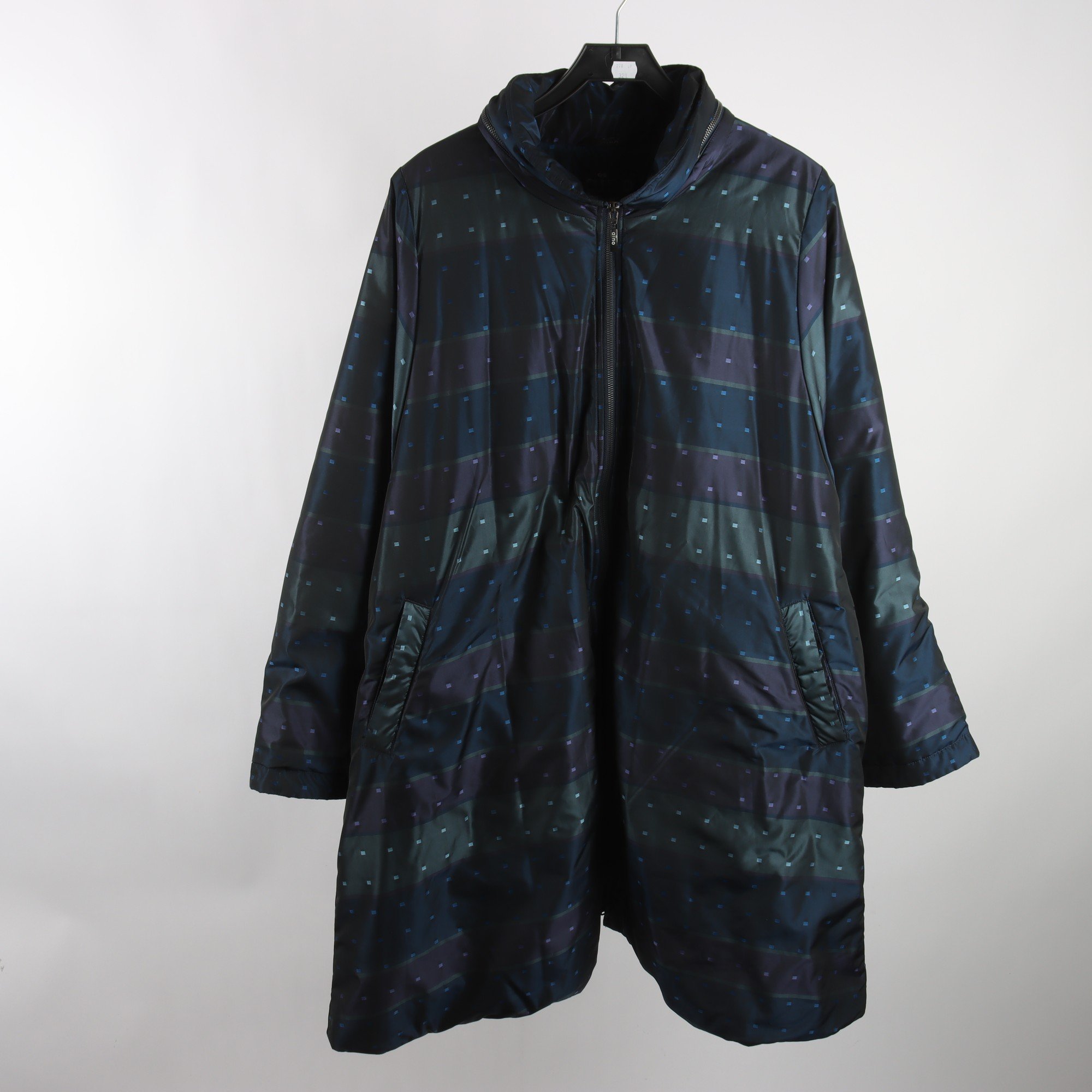 Vadderad jacka, Aino, blå, stl. ca. L/XL.