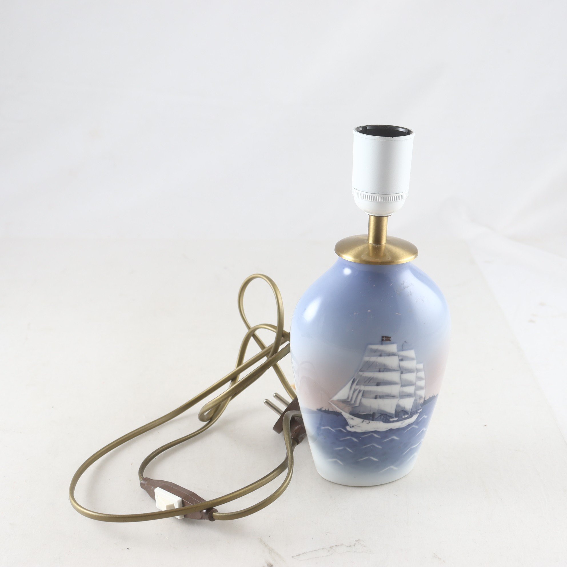 Bordslampa, Bing & Gröndahl, Danmark