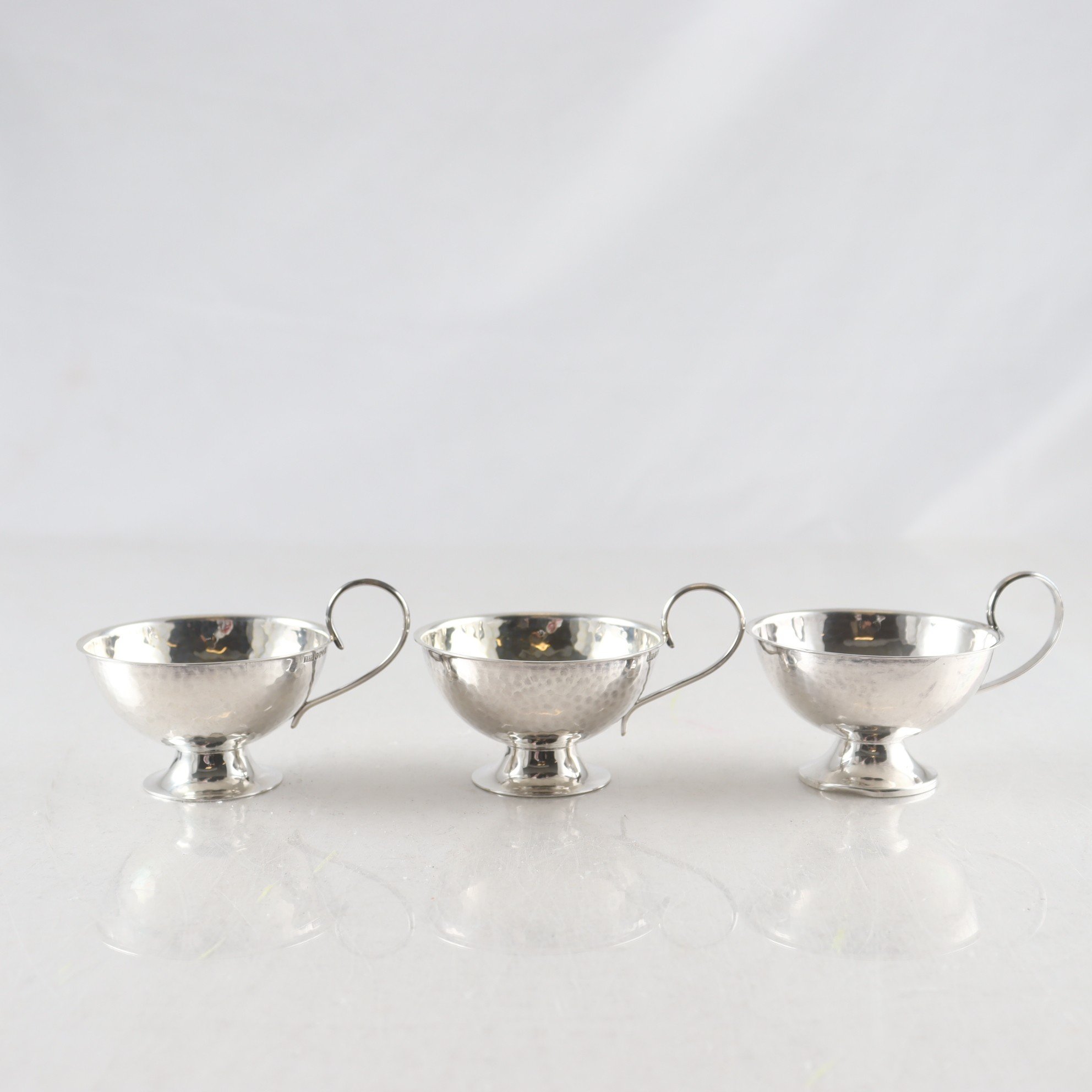 Punschbägare, silverstämplade kattfot och S, 3 st