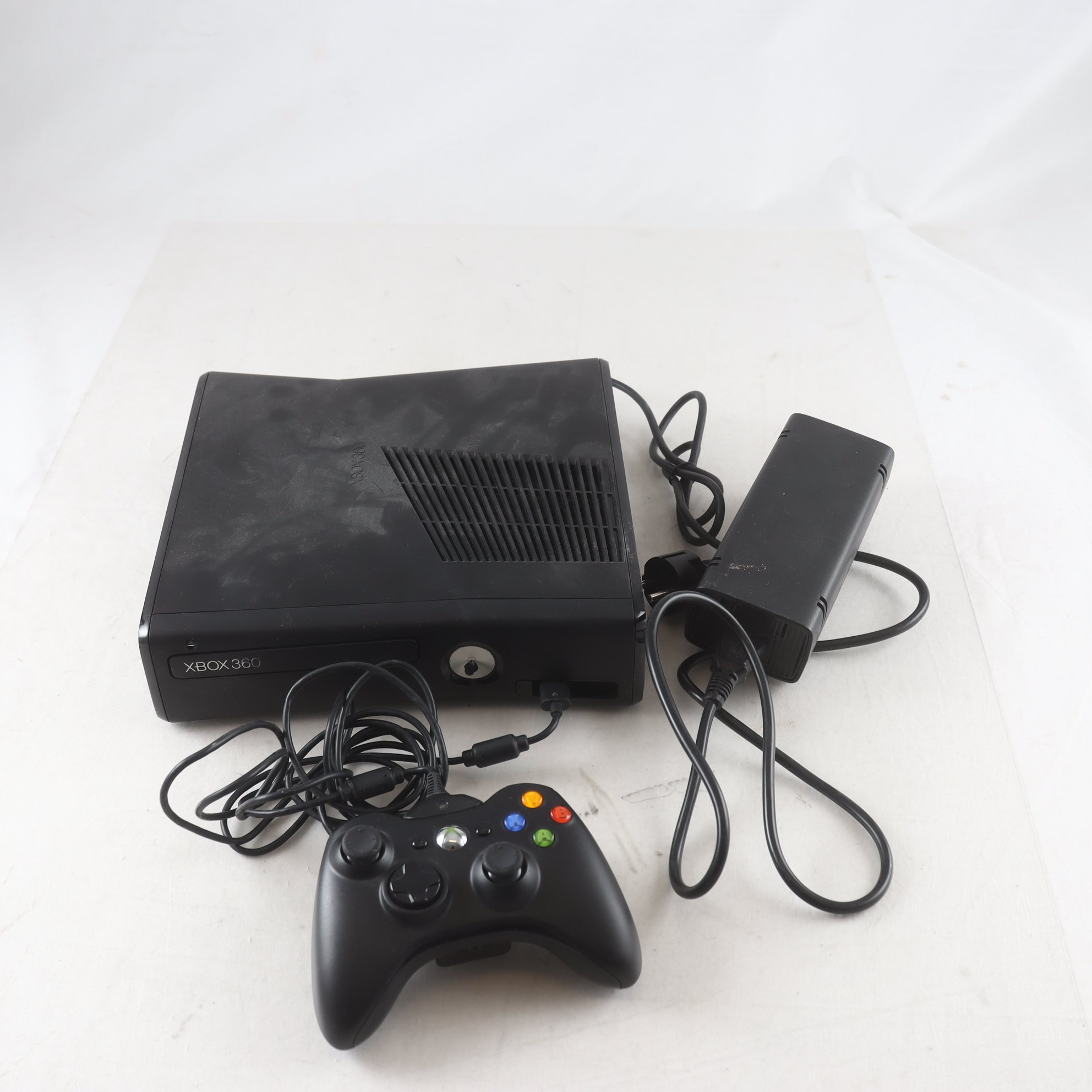 TV-spel, X-box 360. Samfraktas ej.