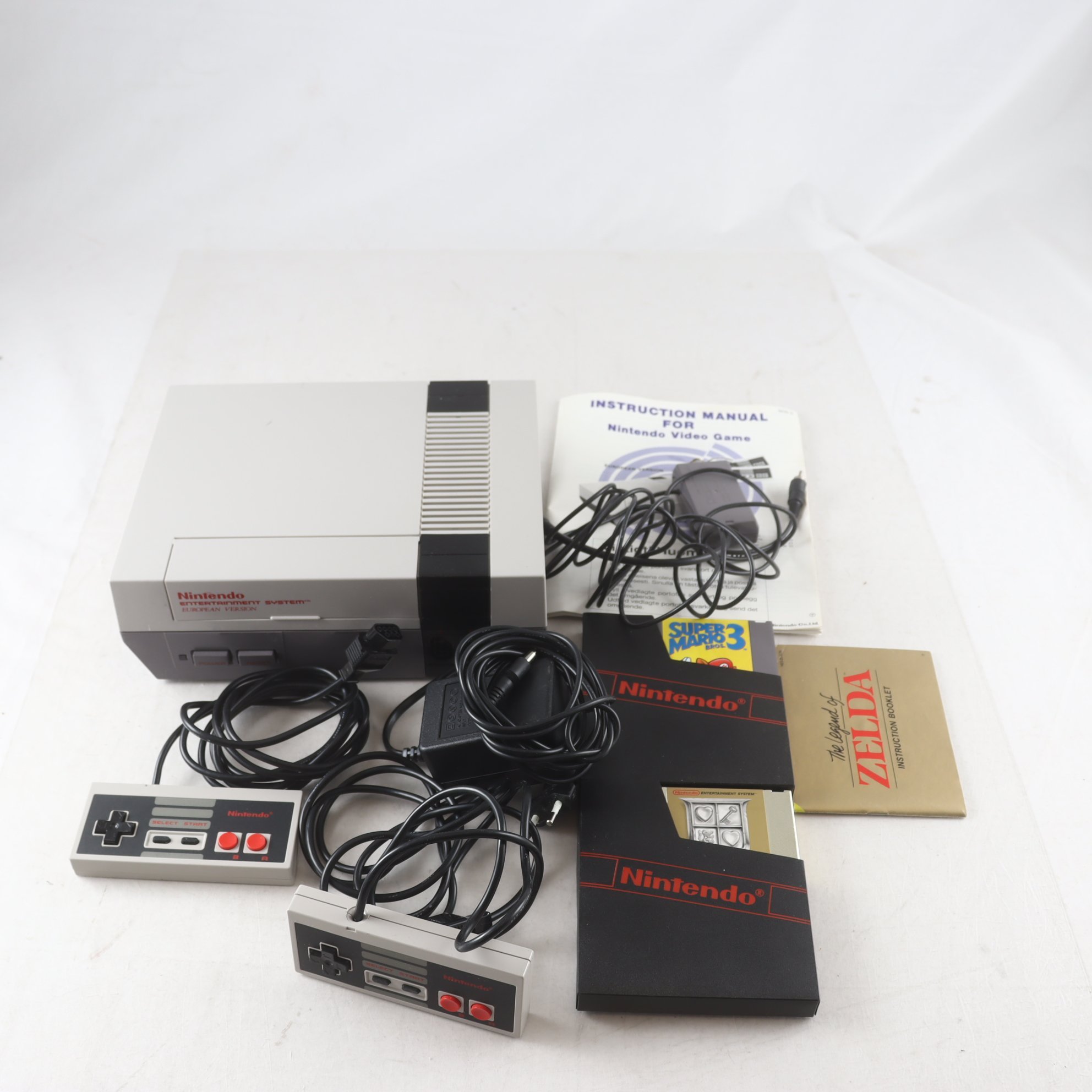 TV-spel, Nintendo, NES. Samfraktas ej.