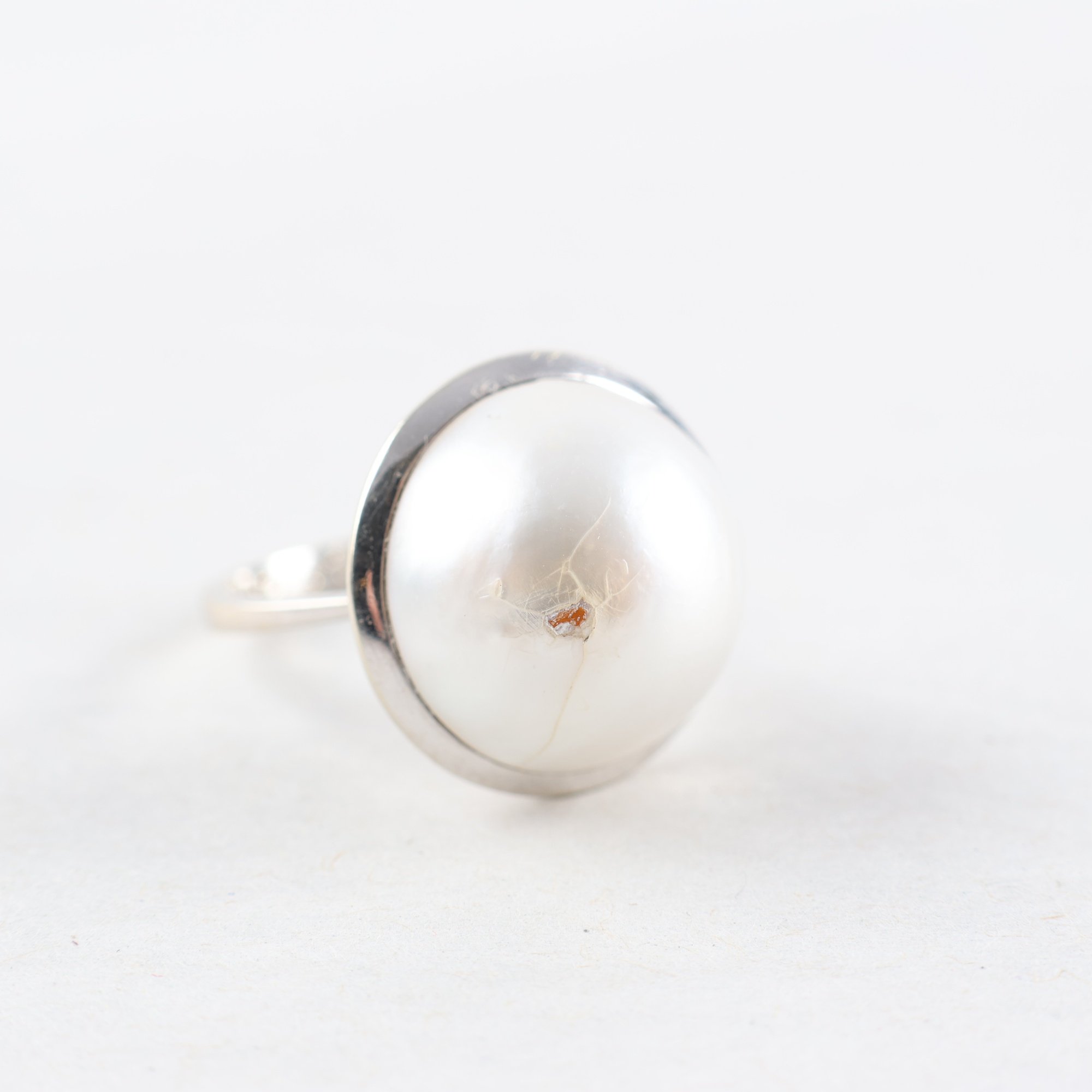 Ring, vitt guld 18k, pärla, brv: 7.4g