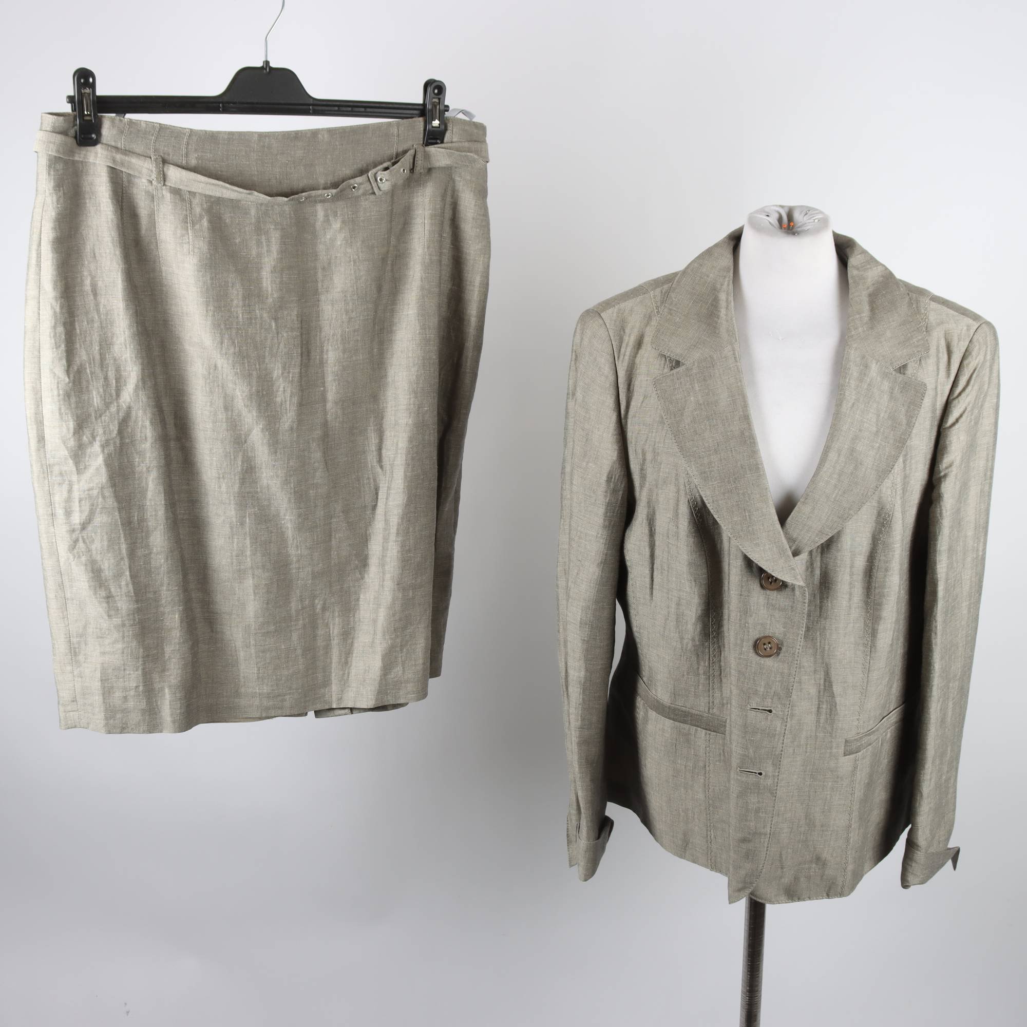 Kjol + Jacka, Taifun, beige, linmix, stl. 46.