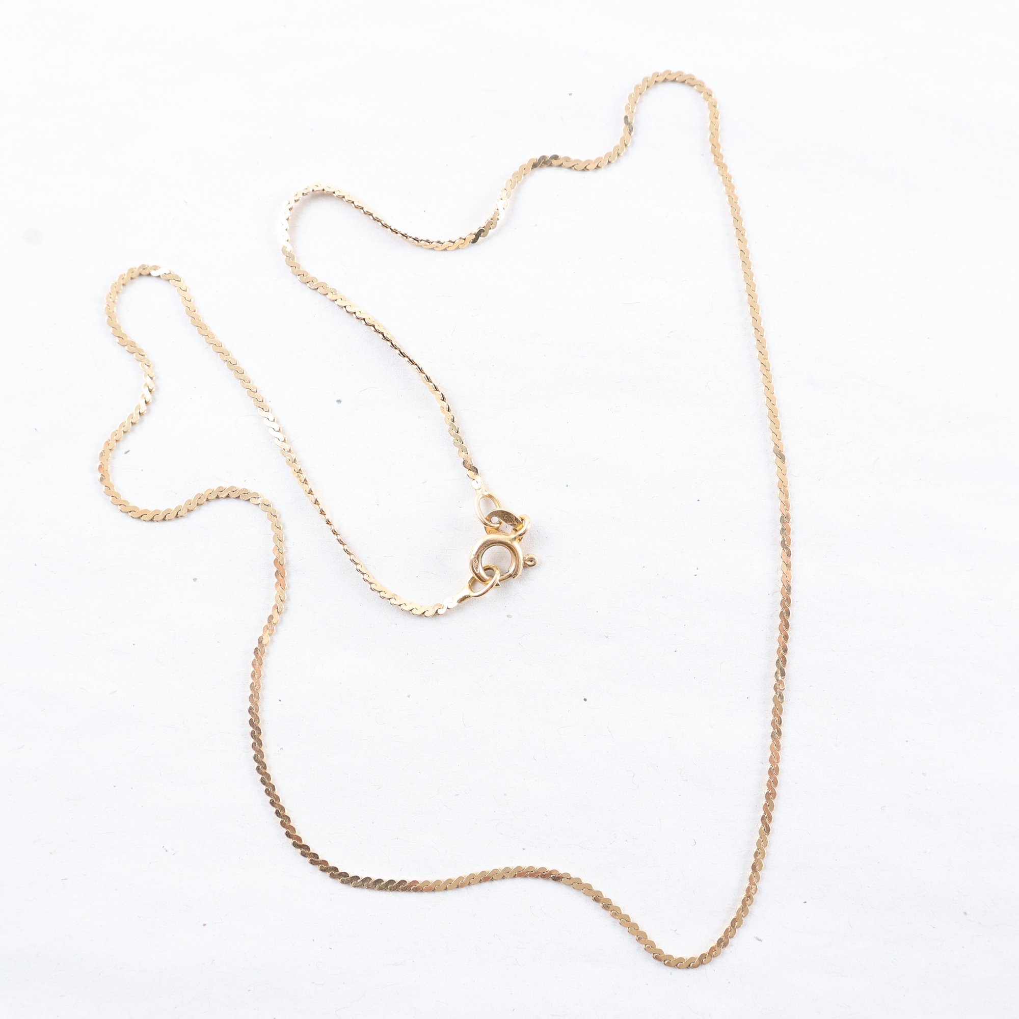 Halsband, guld 18k, vikt: 3.2g